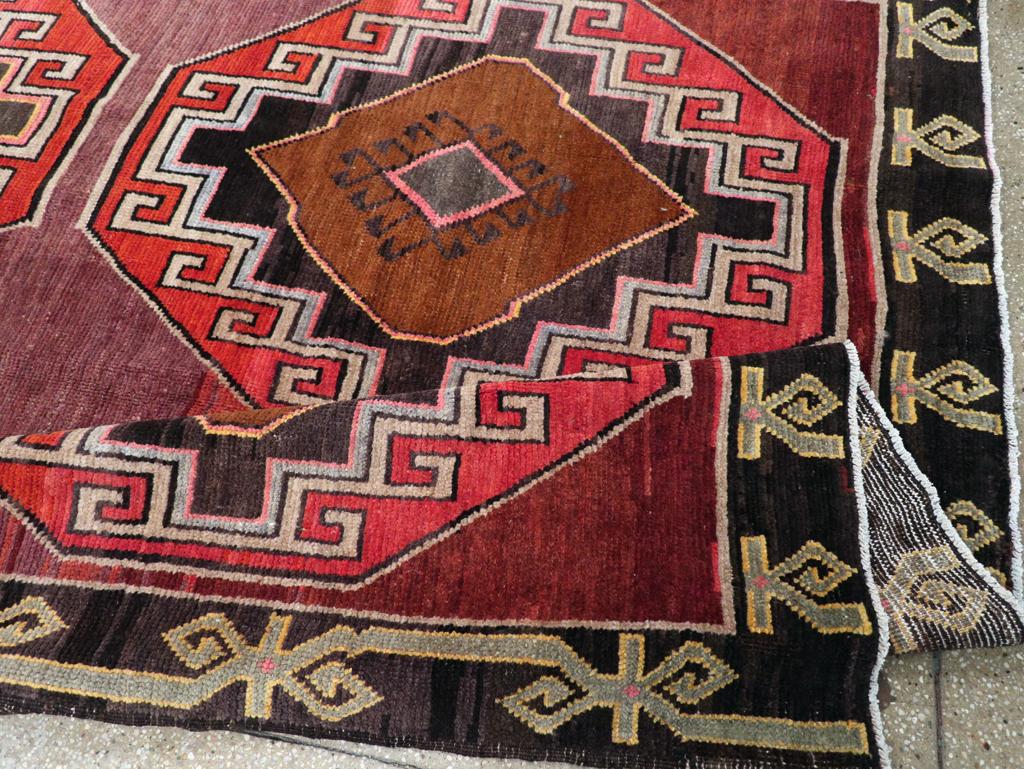 Galerie Shabab Collection Mid-20th Century Turkish Anatolian Room Size Carpet For Sale 1