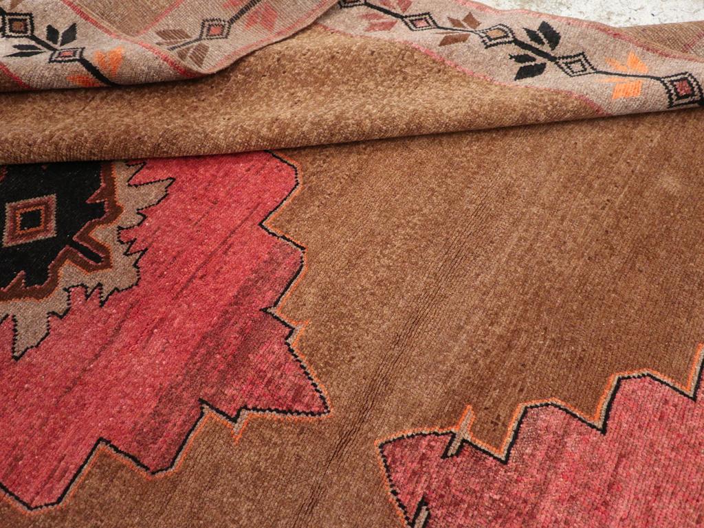 Galerie Shabab Collection Mid-20th Century Turkish Anatolian Room Size Carpet For Sale 1