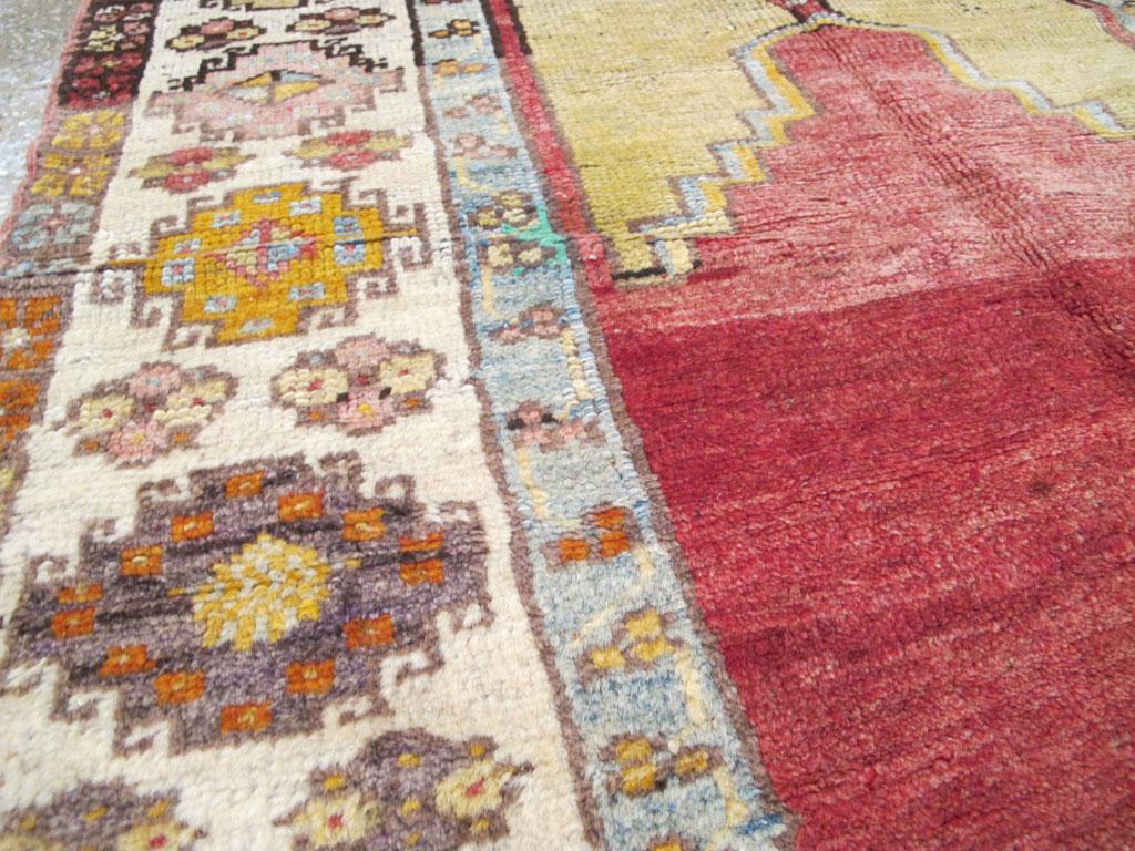 Tribal Galerie Shabab Collection Mid-20th Century Turkish Anatolian Throw Rug For Sale