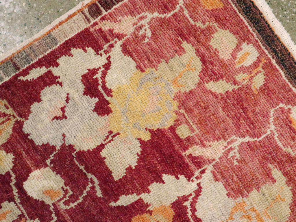 Colección Galerie Shabab Alfombra Turca de Anatolia de mediados del siglo XX Turco en venta