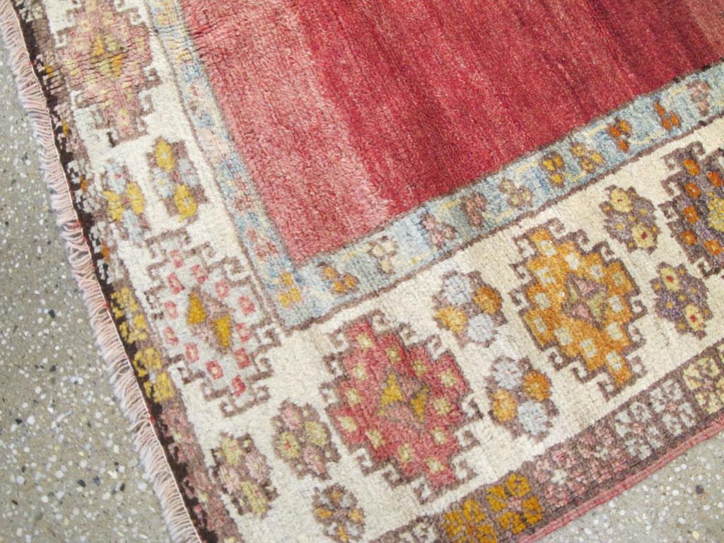 Wool Galerie Shabab Collection Mid-20th Century Turkish Anatolian Throw Rug For Sale