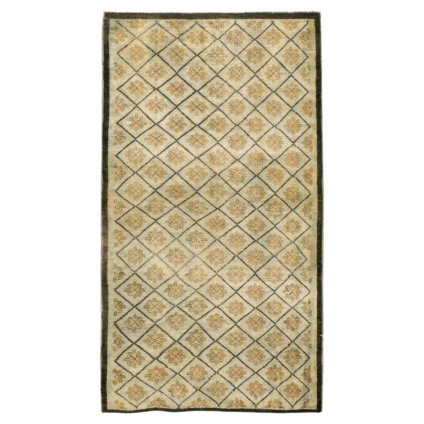 Colección Galerie Shabab Alfombra Turca de Anatolia de mediados del siglo XX