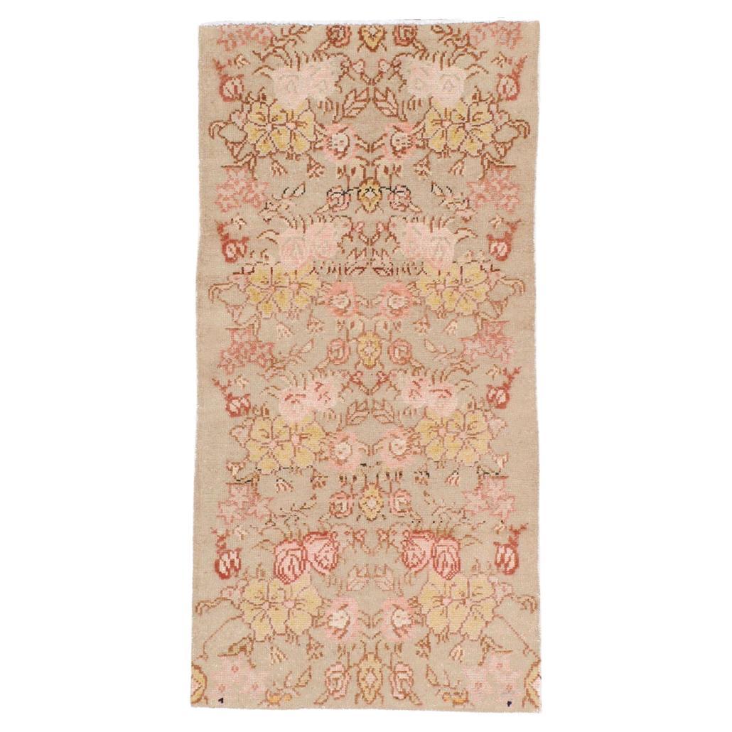 Colección Galerie Shabab Alfombra Turca de Anatolia de mediados del siglo XX en venta