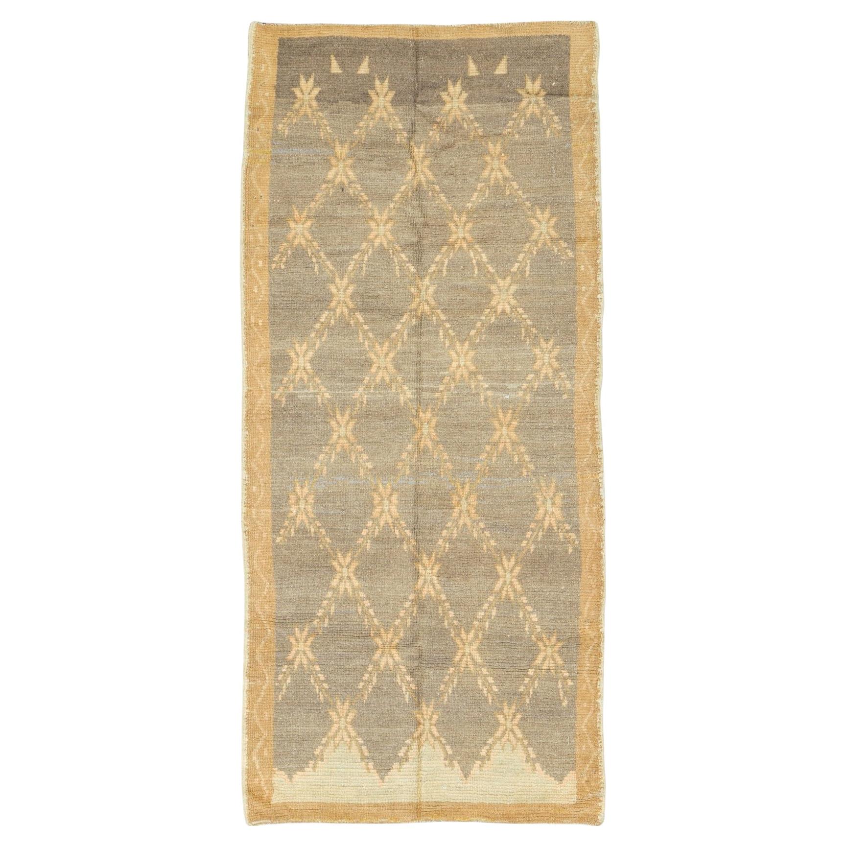 Galerie Shabab Collection Mid-20th Century Turkish Anatolian Throw Rug