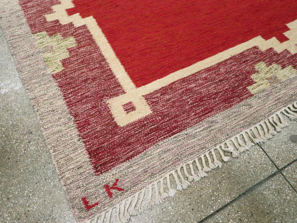 Wool Galerie Shabab Collection Mid-20th Century Swedish Flatweave Kilim Room Size Rug For Sale