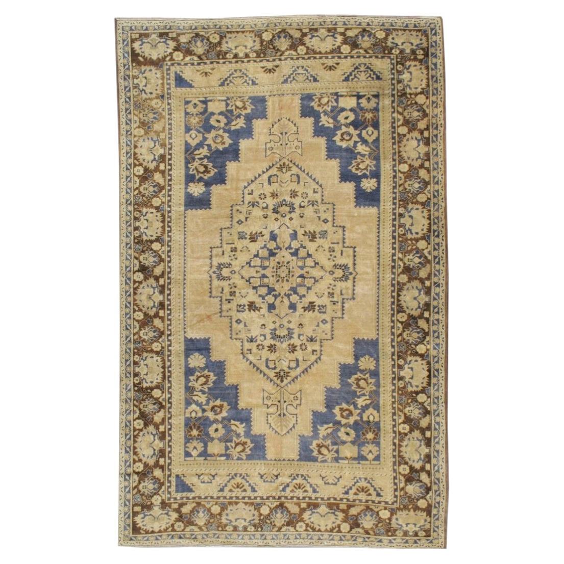 Galerie Shabab Collection Mid-20th Century Turkish Oushak Carpet For Sale