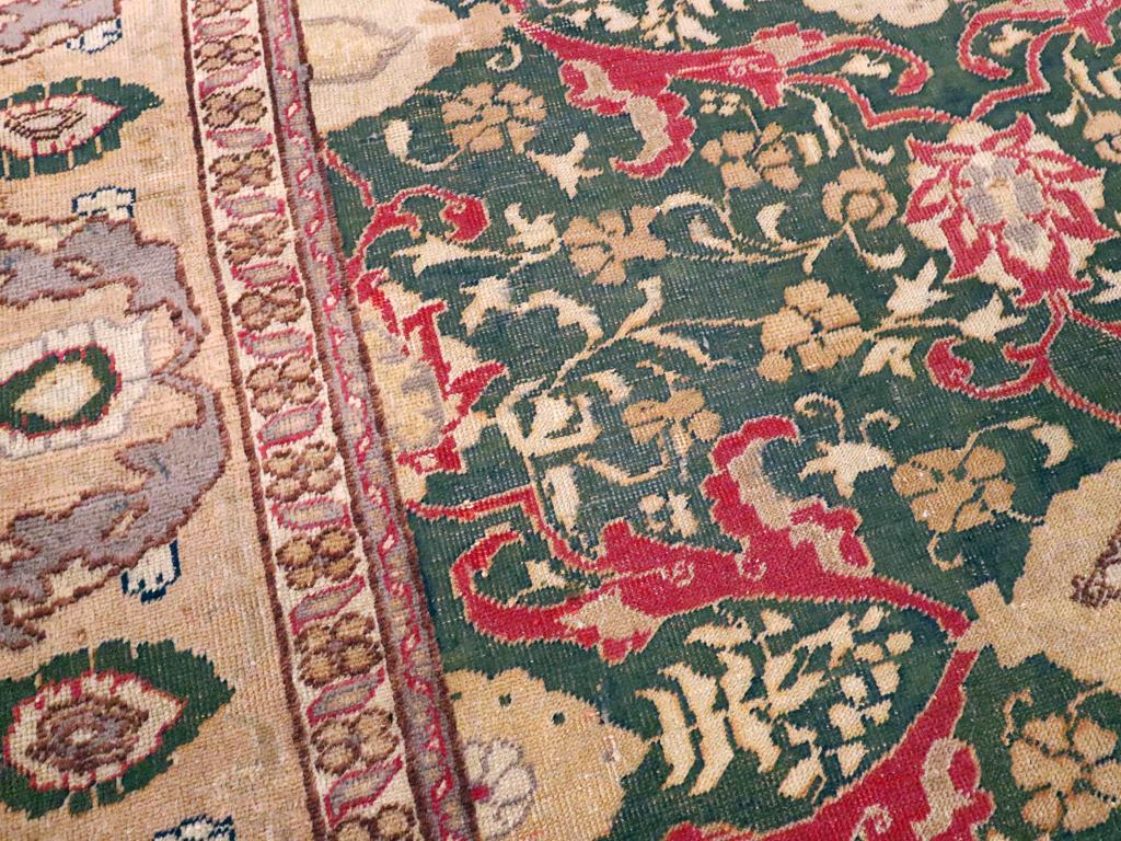 Rustico Galerie Shabab Collection Mid-20th Century Turkish Sivas Rug in vendita