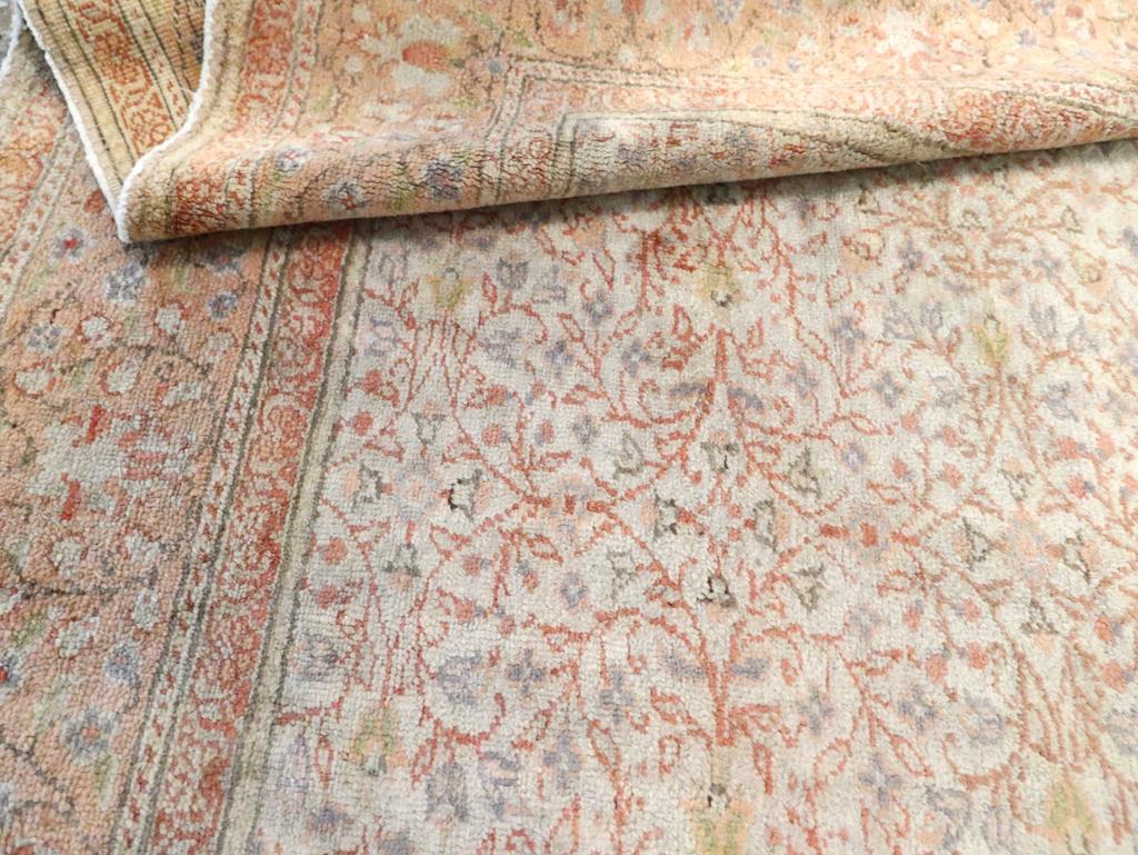 Galerie Shabab Collection Mid-20th Century Turkish Sivas Rug im Angebot 1