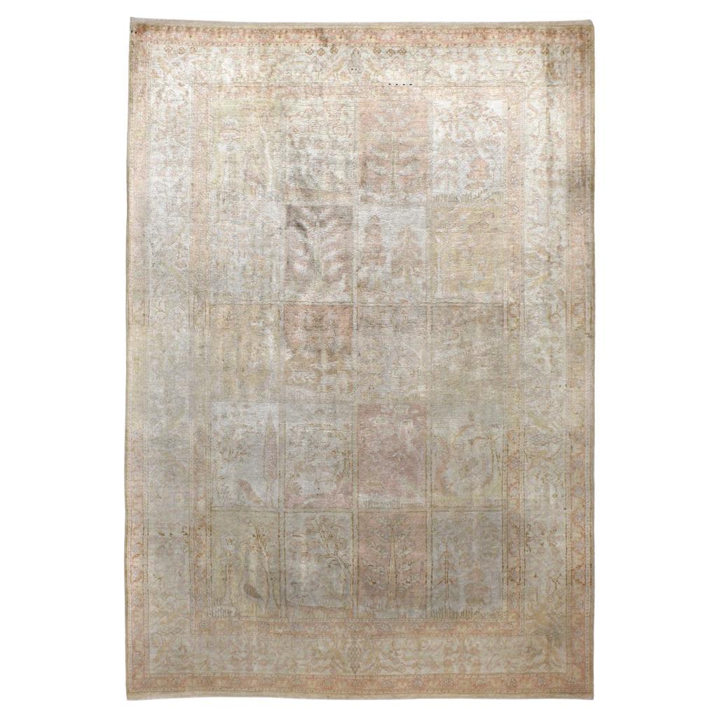 Galerie Shabab Collection Mid-20th Century Turkish Sivas Throw Rug