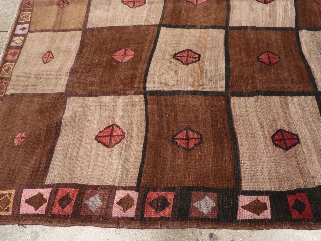 Wool Galerie Shabab Collection Mid-20th Century Turkish Tribal Room Size Carpet For Sale