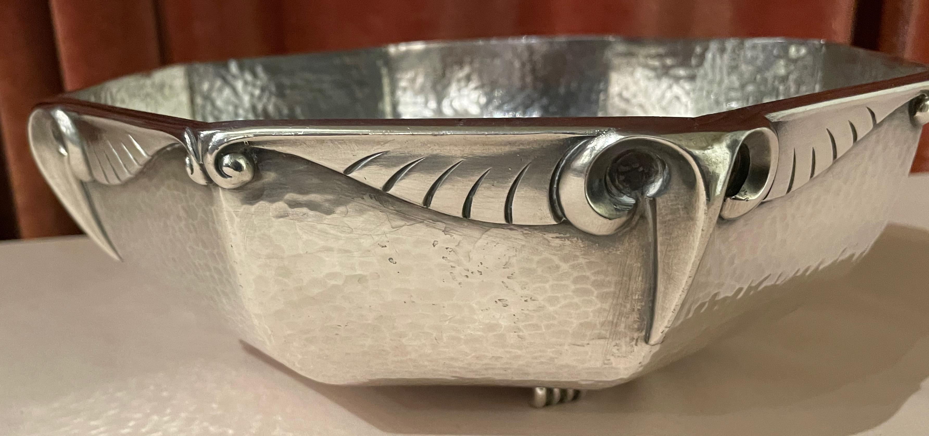 Galia for Christofle Silver Bowl with Rams Head In Good Condition For Sale In Oakland, CA
