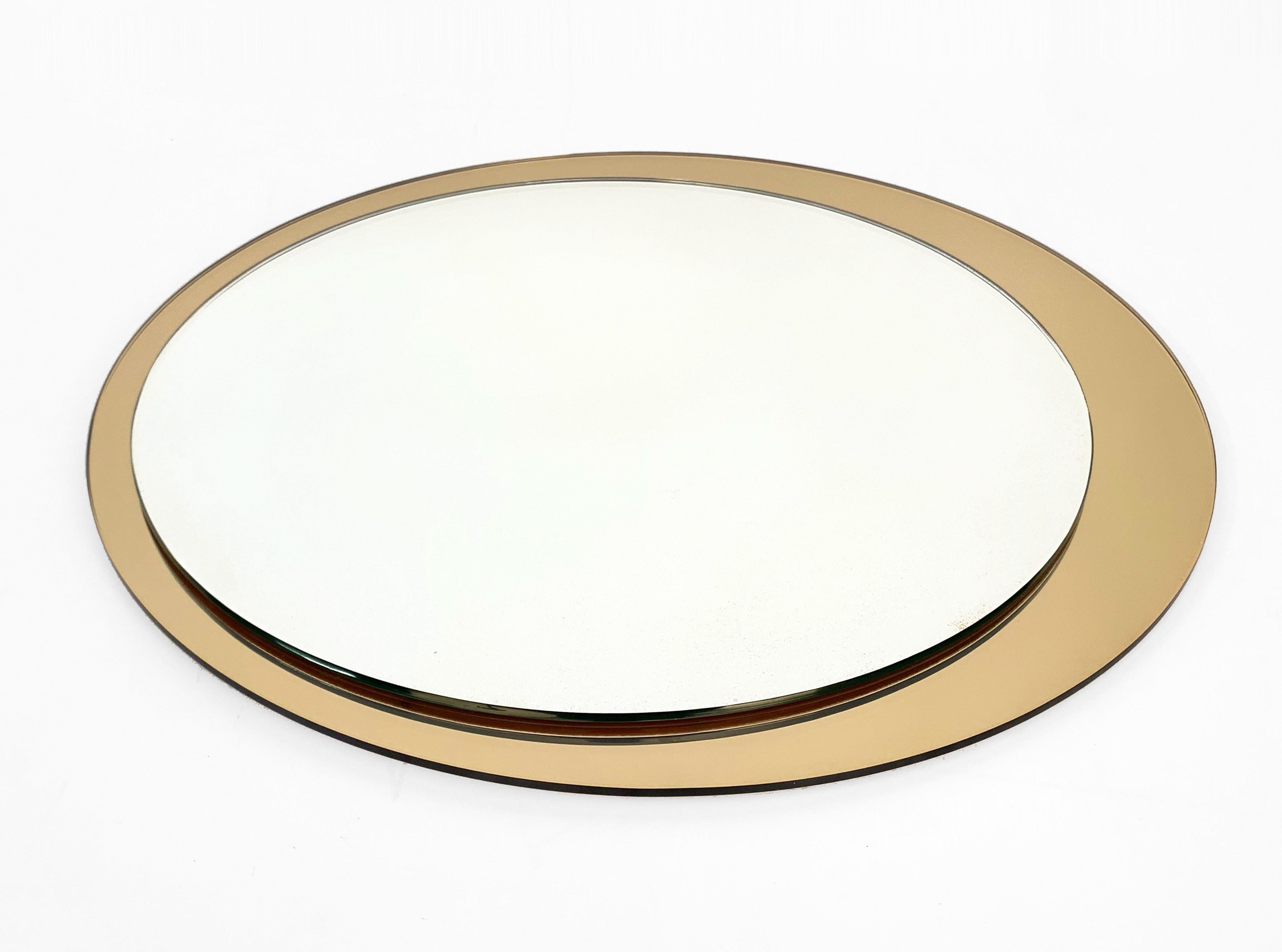 Mid-Century Modern Galimberti Midcentury Italian Round Mirror with Double Brassed Gold Frame, 1975 For Sale