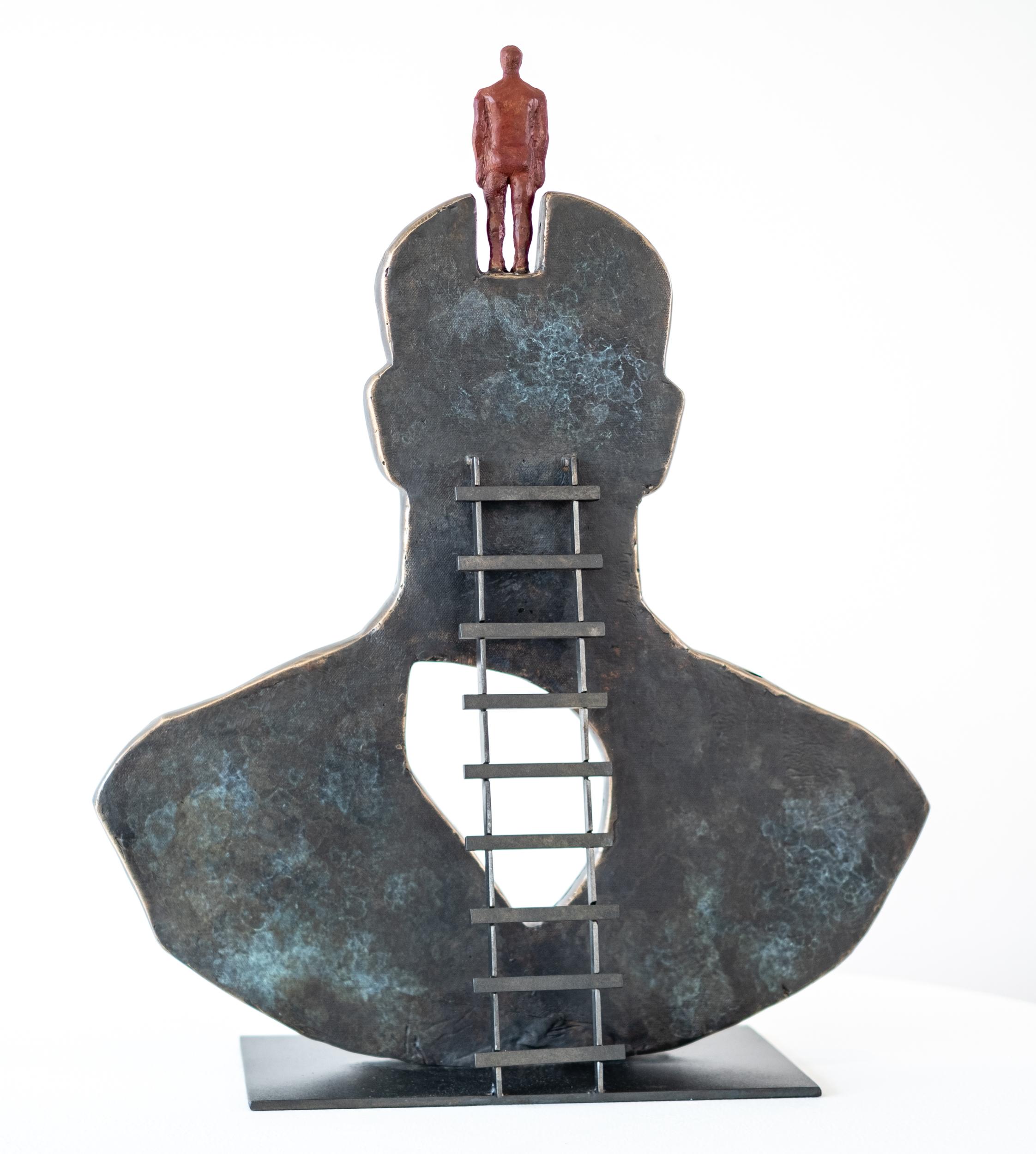 Galina Stetco Figurative Sculpture - Du Coeur À l'Esprit (From Heart to Mind) - contemporary, bronze indoor sculpture