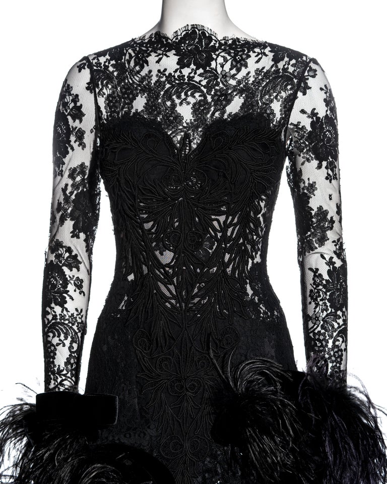 Galitzine Couture black lace and ostrich feather evening dress, c. 1980 In Excellent Condition For Sale In London, GB
