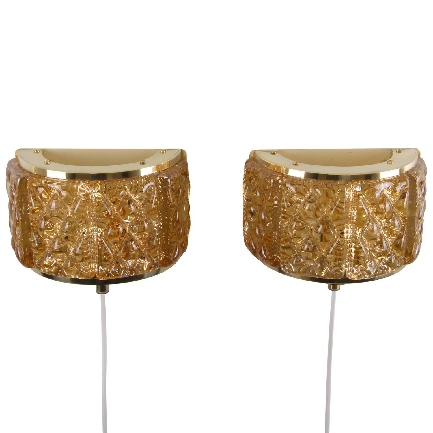 20th Century Gallalampet, Pair of Sconces by Vitrika, 1970s, Brass & Golden Glass Wall Lamps For Sale
