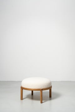 Taburete Gallant - base de madera maciza de roble con tapicería boucle