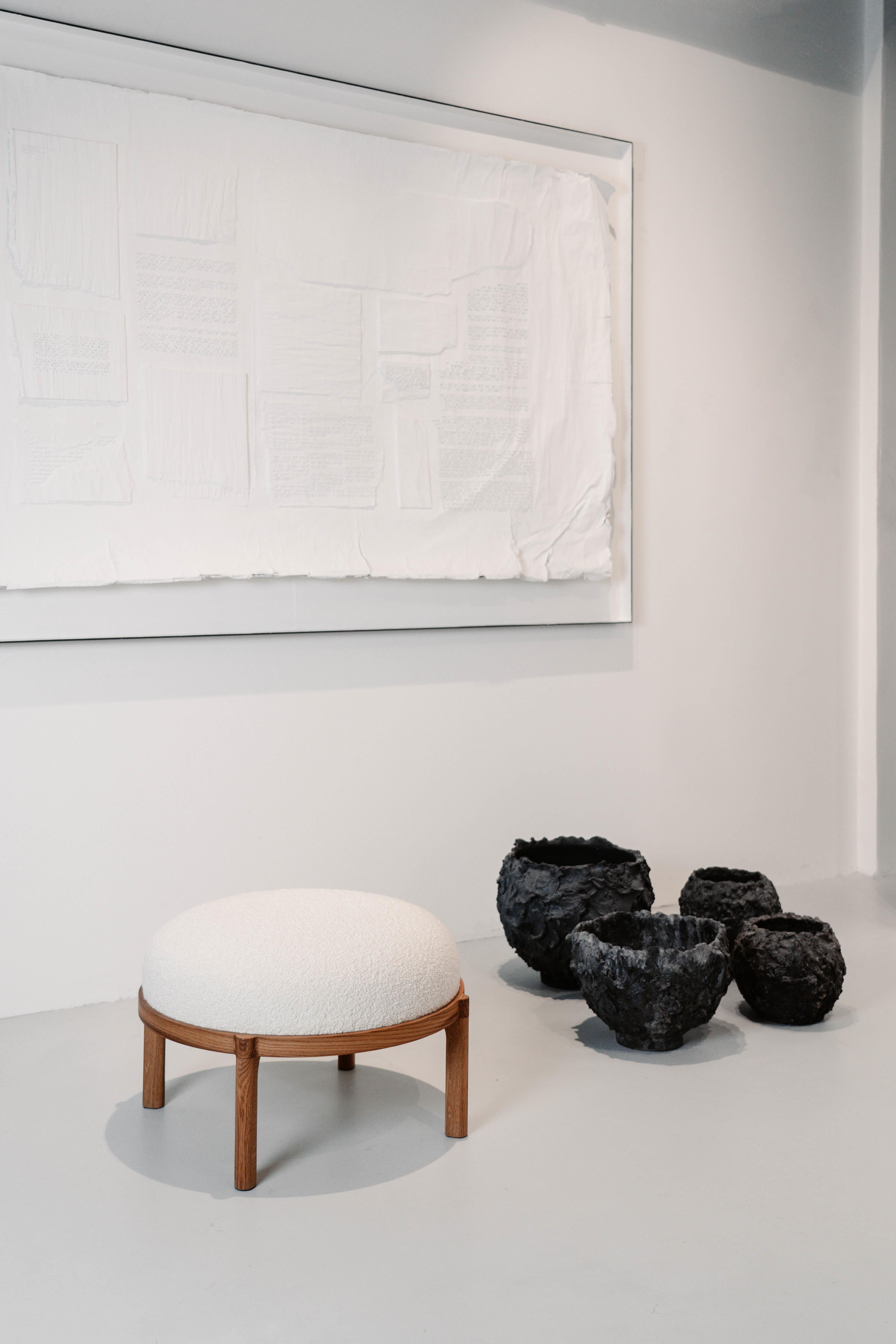 Danois Gallant Stool - solid oak wood base with boucle upholstery en vente