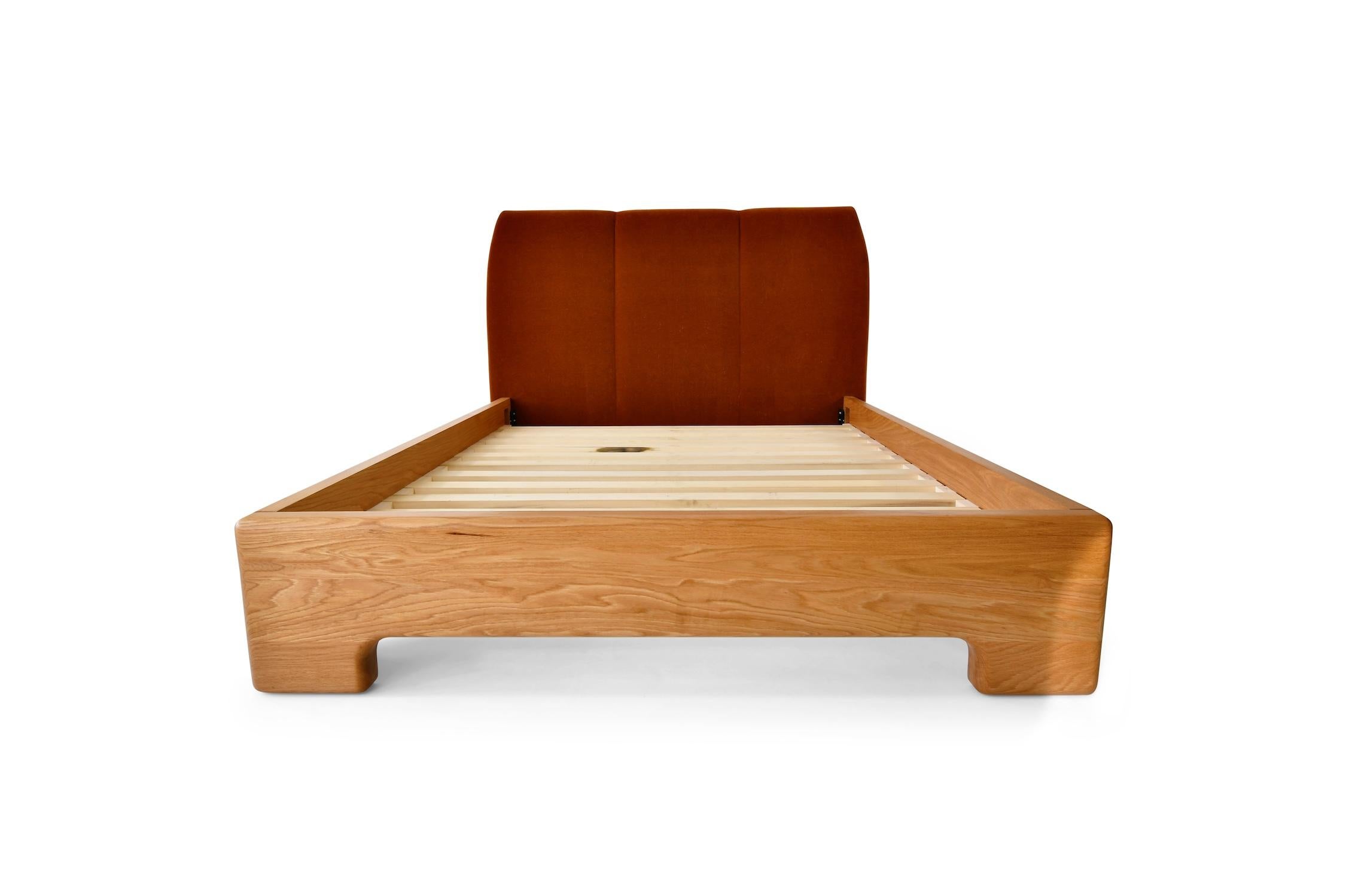 Scandinavian Modern Gallatin Bed For Sale