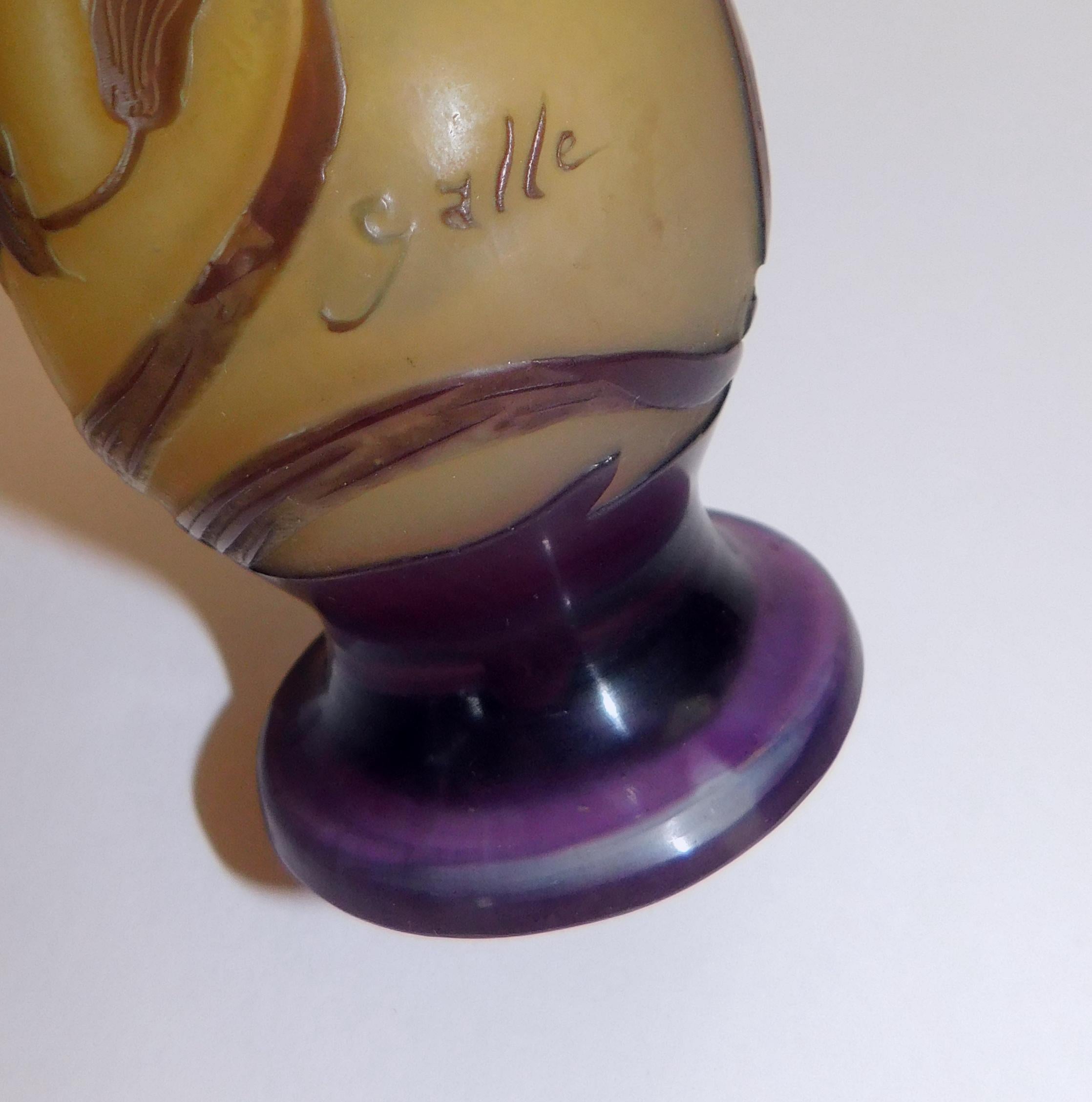 Gallé Art Nouveau French Cameo Glass Vase For Sale 1