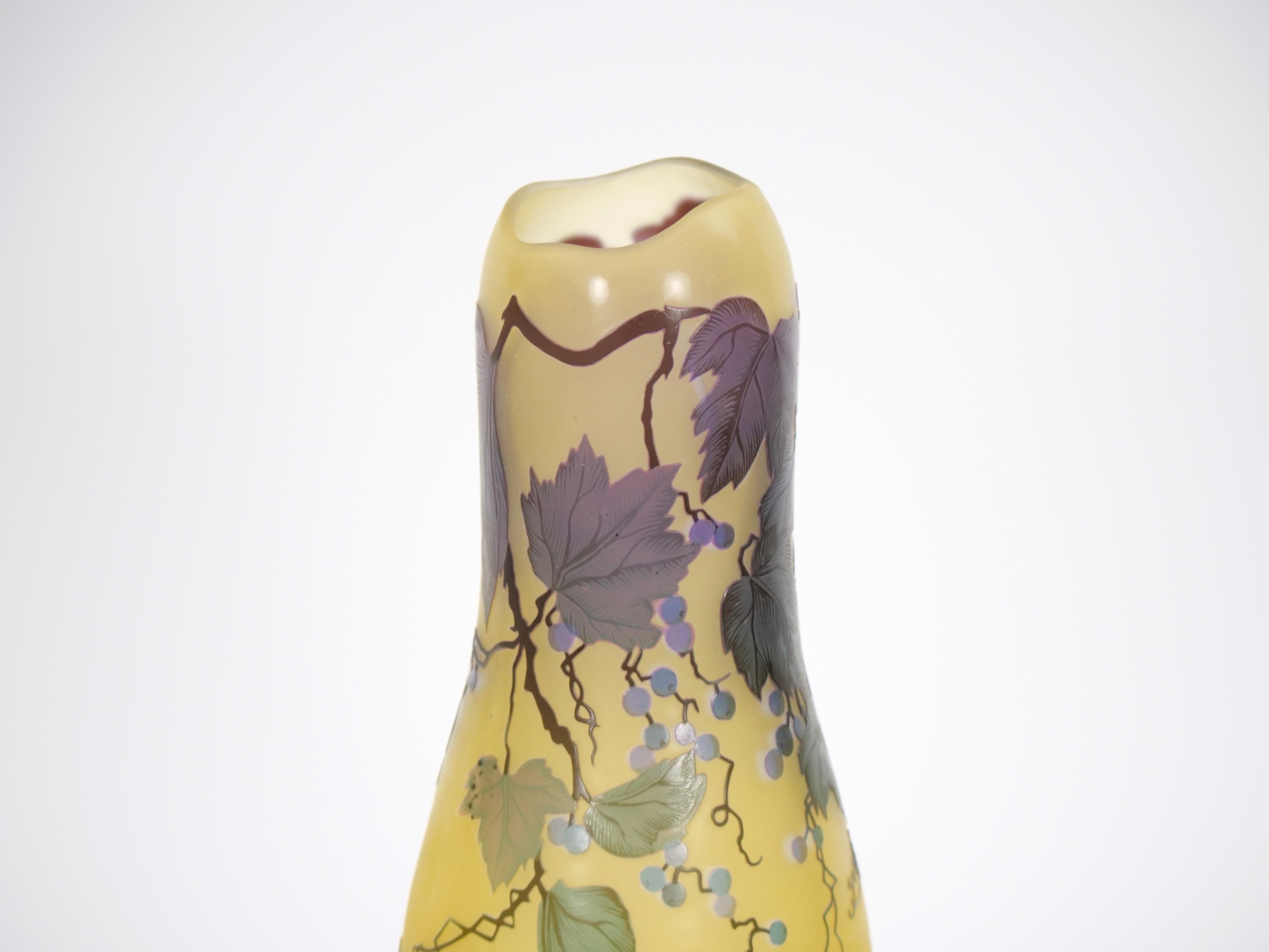 Galle Cameo Glass Art Nouveau Vase For Sale 3