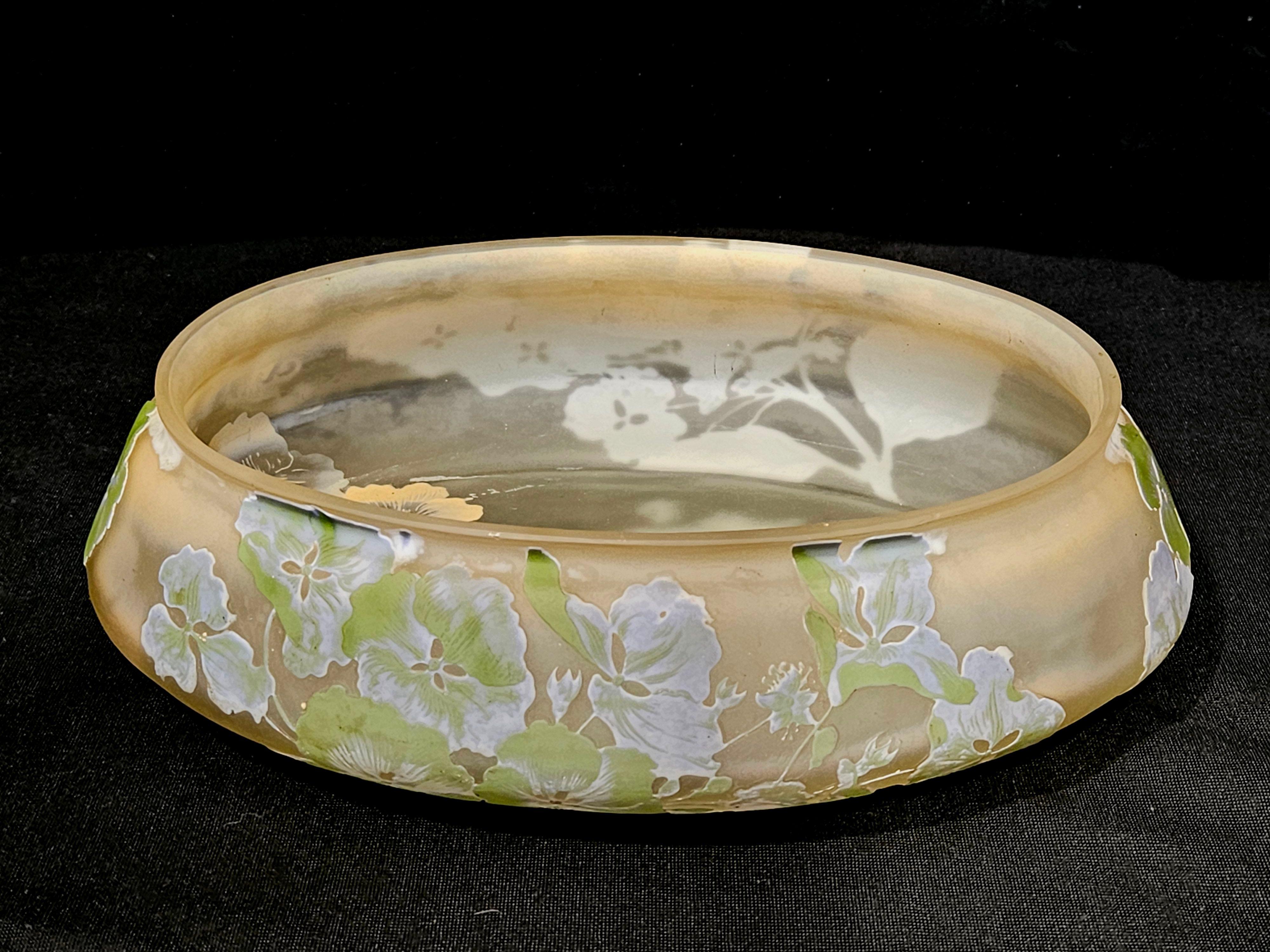 Galle Cameo Glass Bowl with Floral Nancy, France, c. 1900, Cameo Mark 