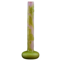 Vaso a bastone in vetro cammeo Galle C1900