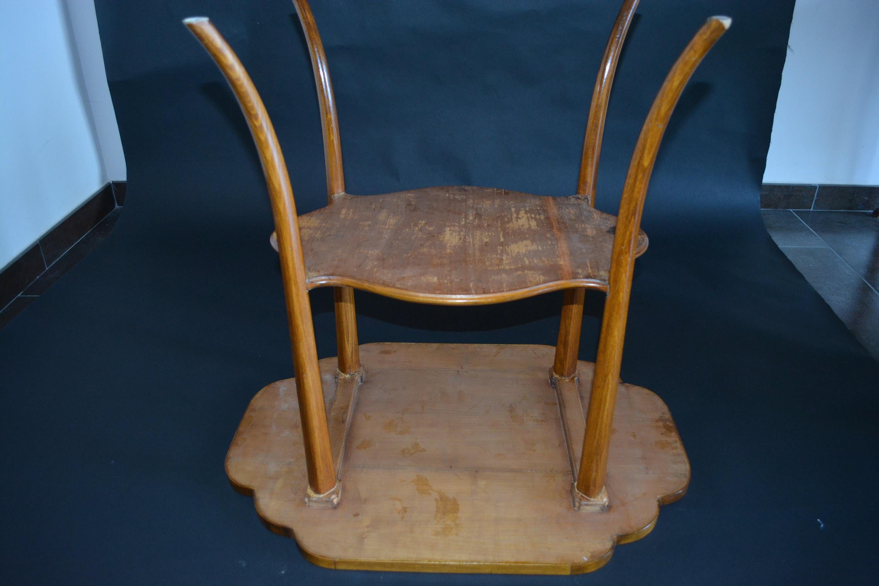 Gallè Early Art Nouveau Inlaid Fine Woods Table For Sale 3