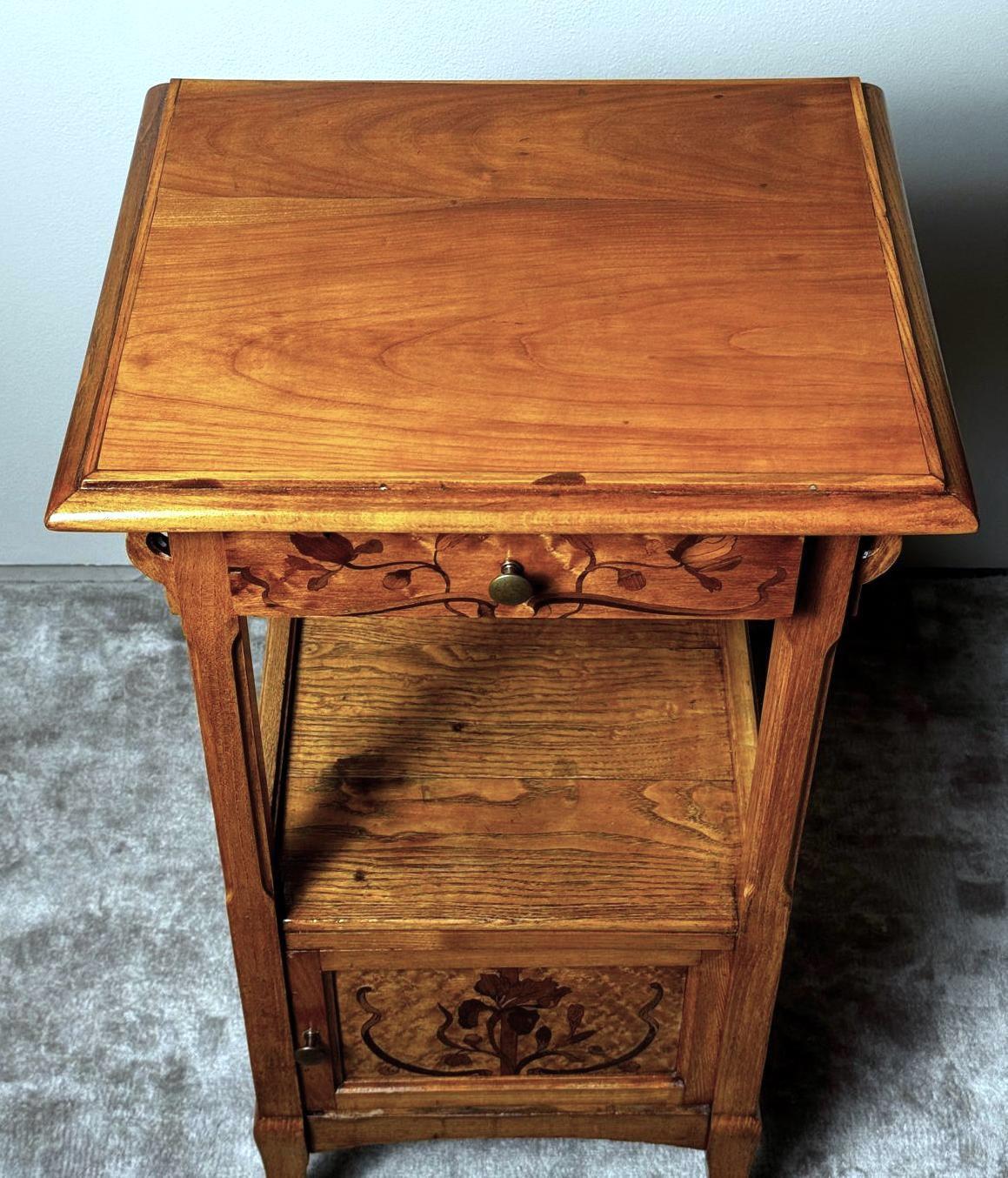19th Century Gallé Émile French Art Nouveau Nightstand For Sale