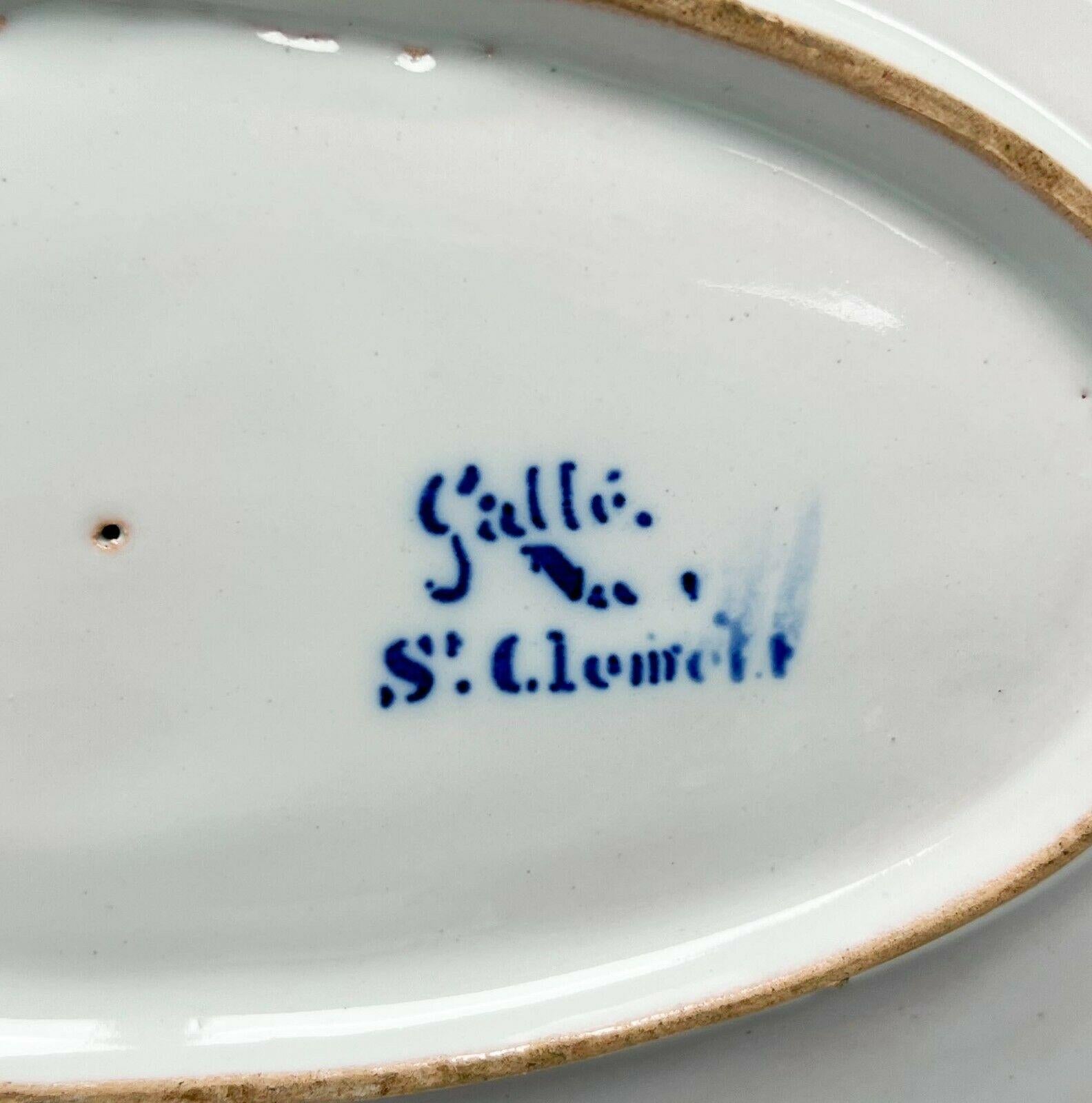 Soupière à couvercle à couvercle en porcelaine réticulée Galle Faience France avec cuillère Assoc en vente 2