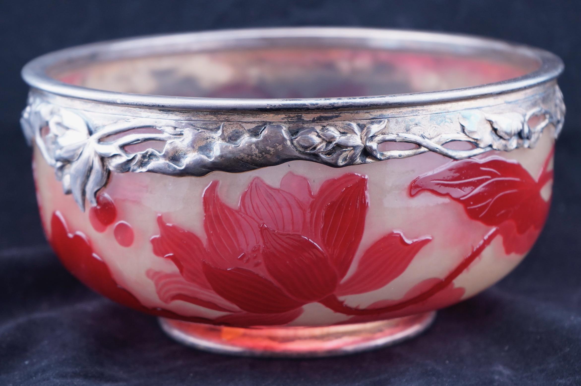 Emile Galle fire polished cameo glass floral bowl with period silver mounts. Signed in cameo with early Japanese style signature. The larger top mount marked with French silver hallmarks within design.
