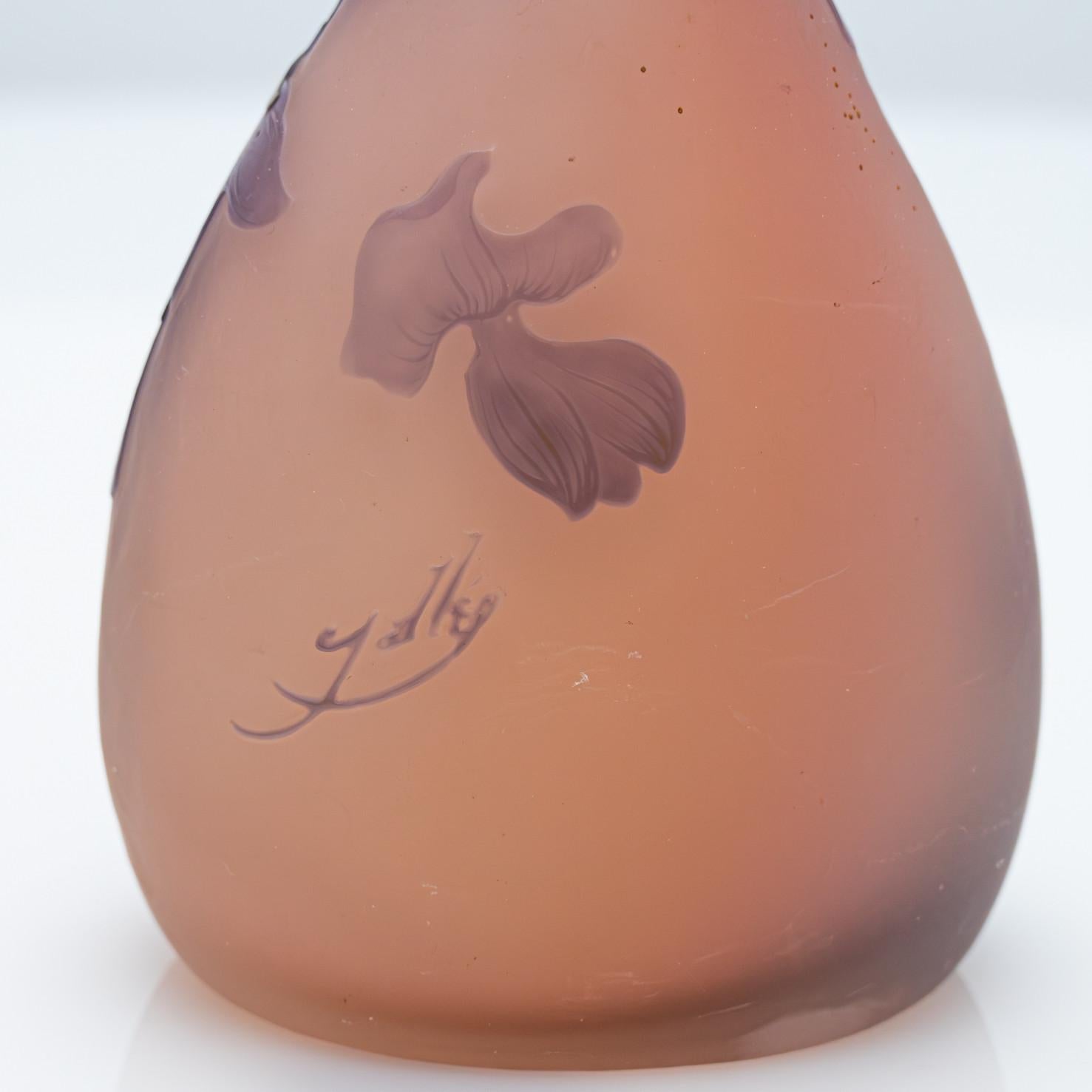 Gallé Signed, Acid Etched Overlay Vase, France, 1905 im Angebot 3