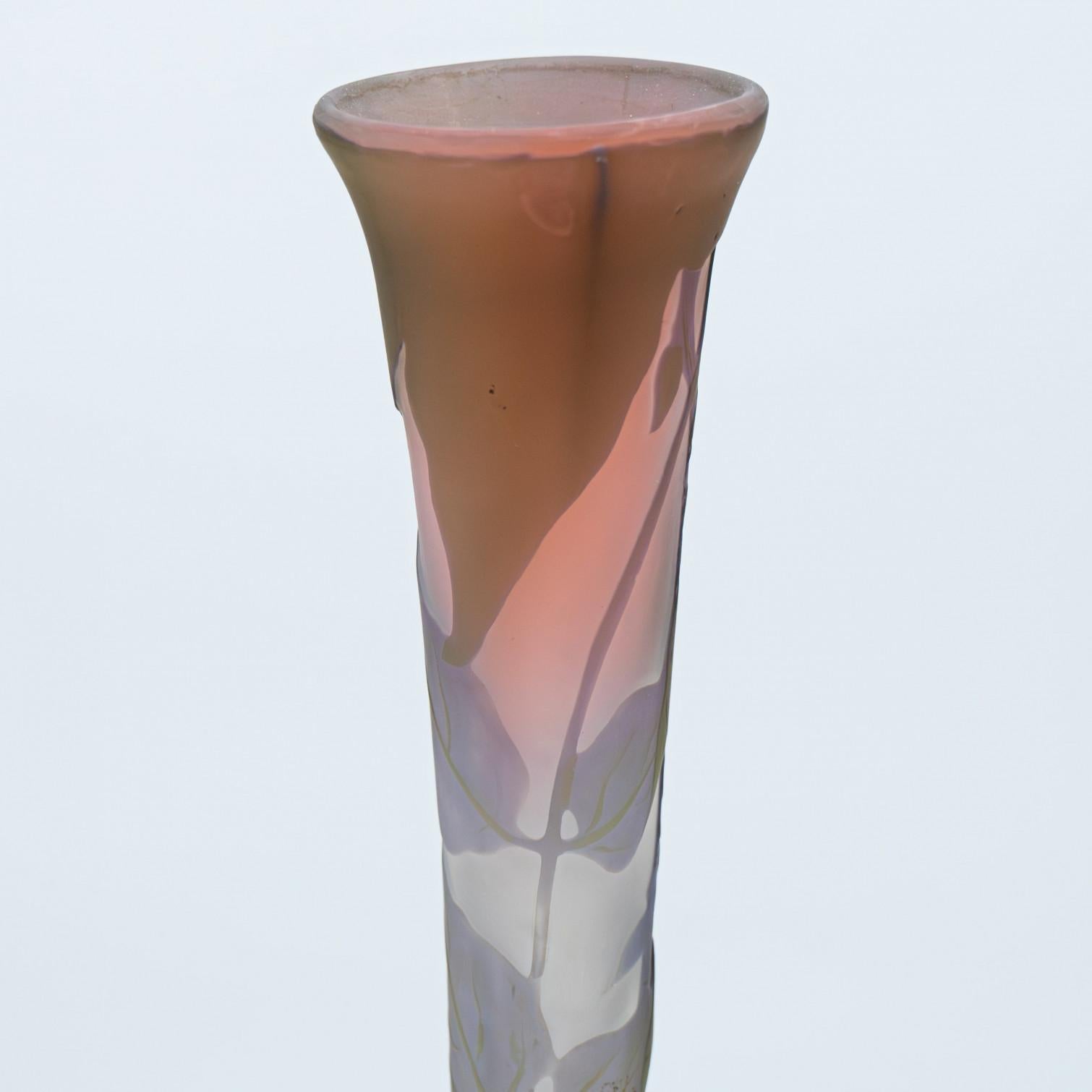 Gallé Signed, Acid Etched Overlay Vase, France, 1905 (Französisch) im Angebot