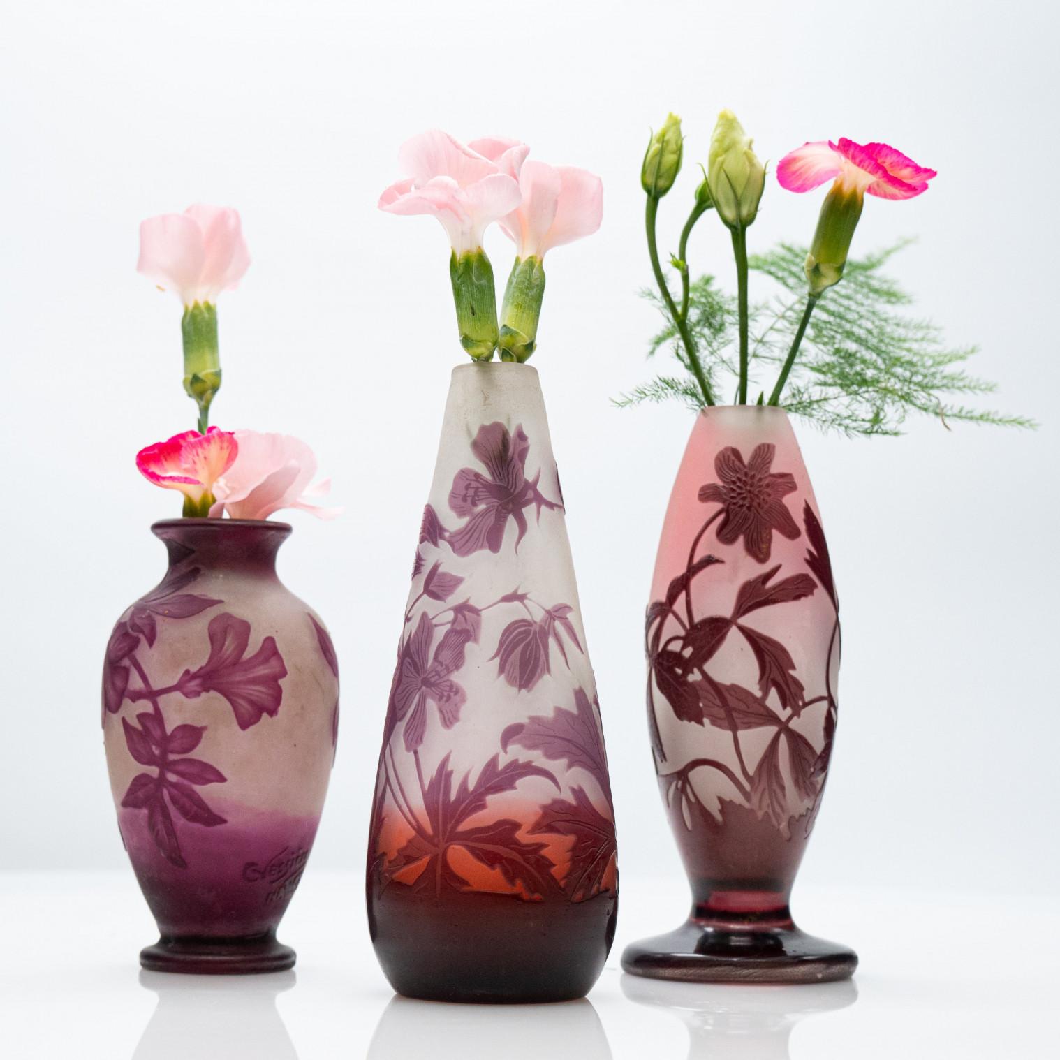 Gallé Signé, Ensemble de Vases Camée à Double Recouvrement Gravé à l'Acide, 1920 en vente 4