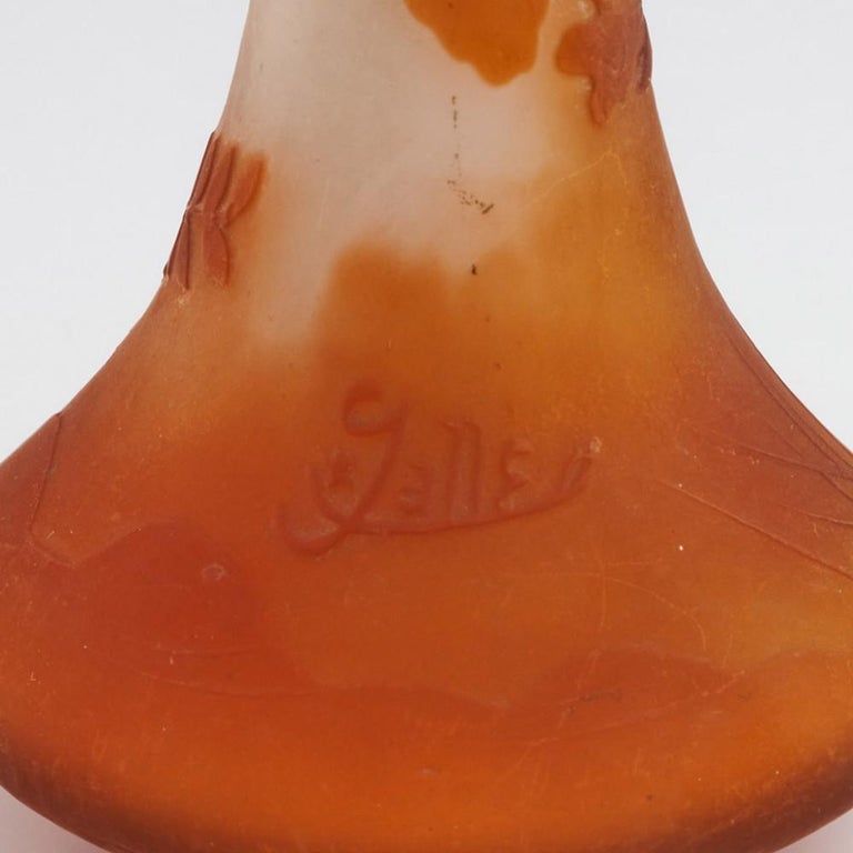 Gallé Solifleur Cameo Vase, circa 1905 For Sale 2