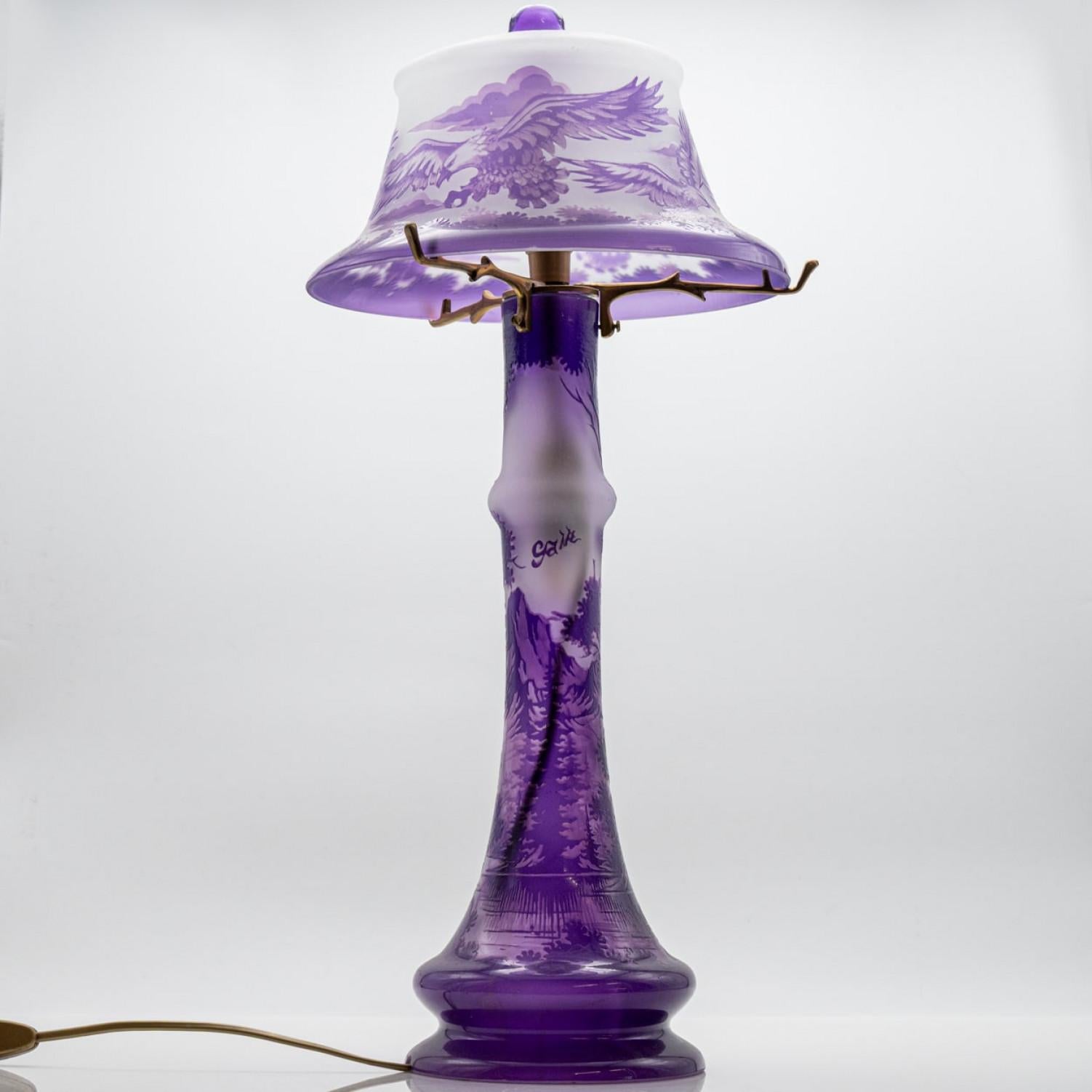 Gallé Stil Tischlampe Jugendstil Lila Glas, Frankreich (Sonstiges) im Angebot