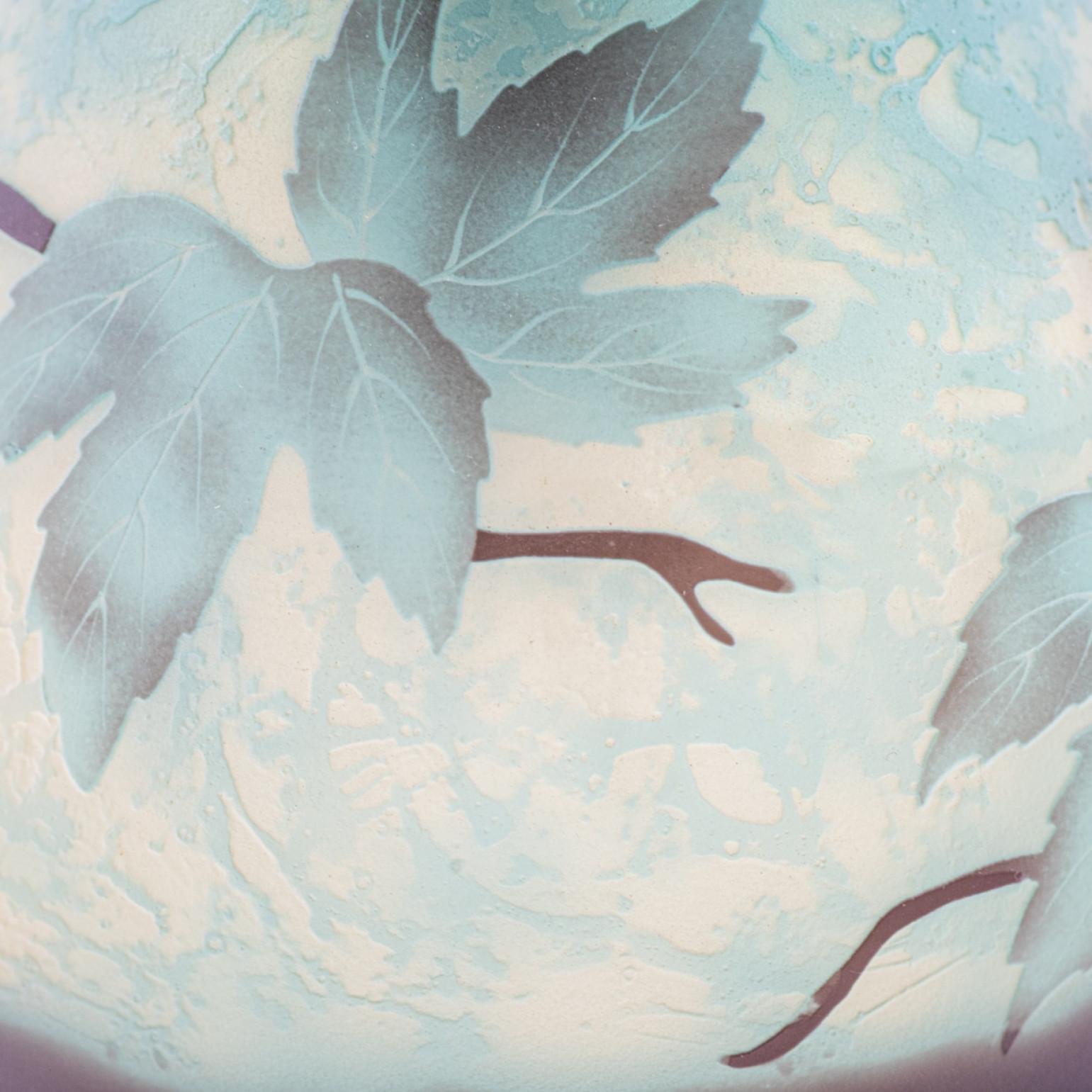 Gallé Table Lamp Mushroom Green Leafs, France en Bueno estado para la venta en Rijssen, NL