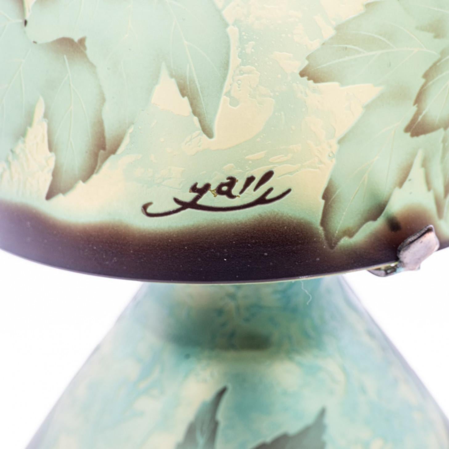 Gallé Table Lamp Mushroom Green Leafs, France Vidrio en venta