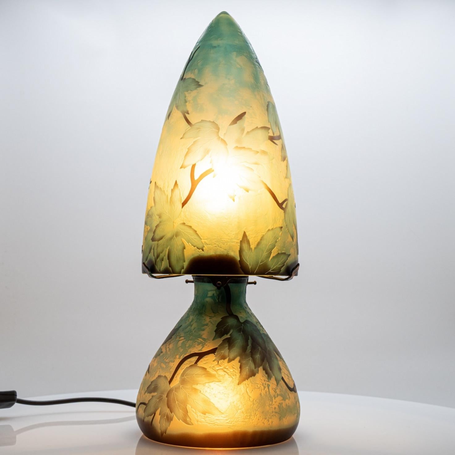 Gallé Table Lamp Mushroom Green Leafs, France en venta 1
