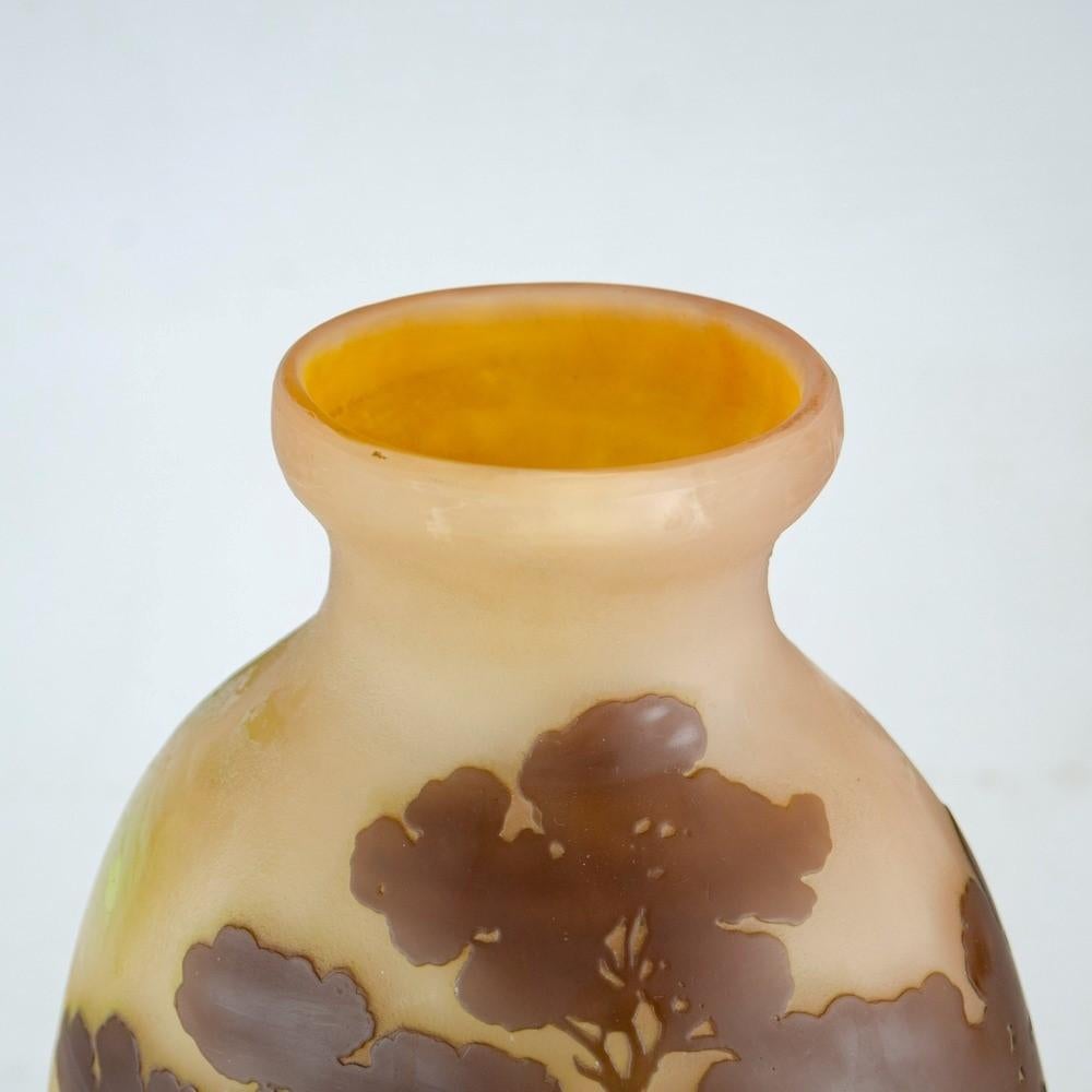 French Gallé vase with aquatic landscape For Sale