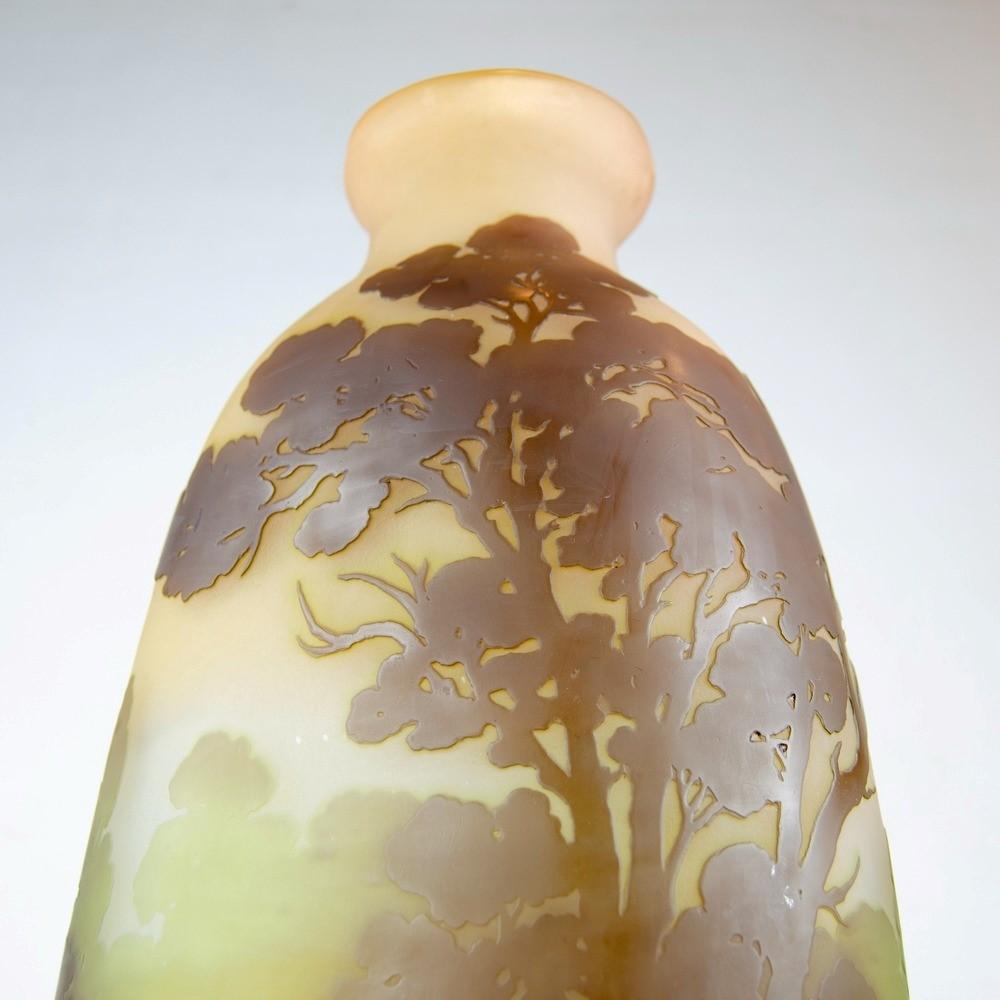 Early 20th Century Gallé vase with aquatic landscape For Sale