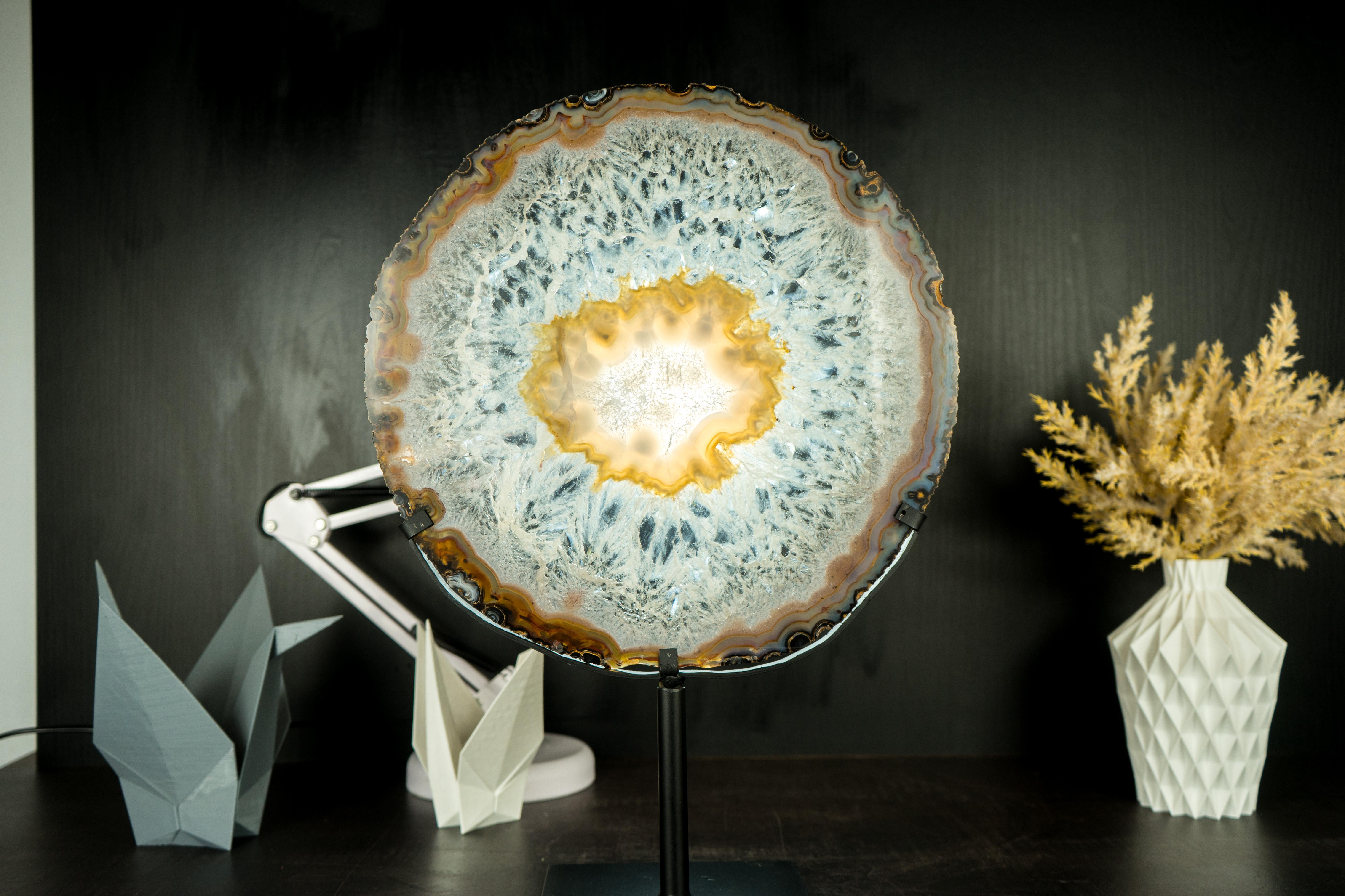 Große Galerieschale aus Spitzen-Achat in Galerieform, mit eisähnlichem Kristall und buntem Achat 7