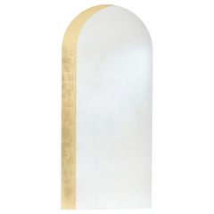 Wandspiegel „Gallery L“ mit Metalloberfläche in Blattgoldoptik von Deknudt Mirrors