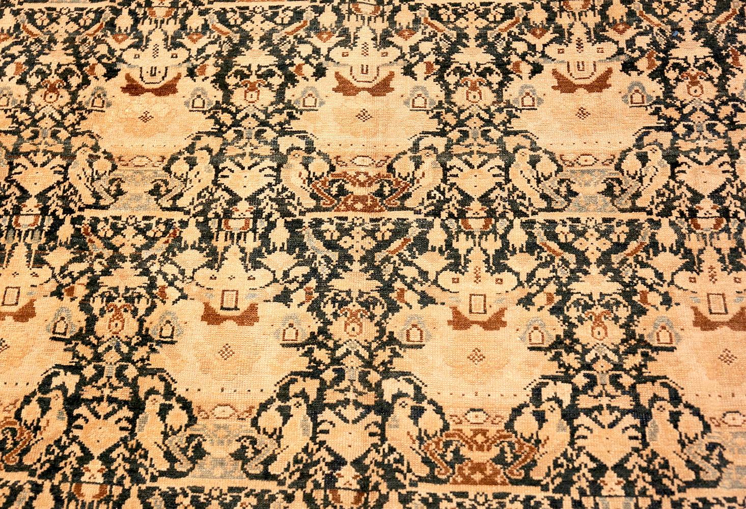 Gallery Size Antique Tribal Persian Malayer Rug, Country of Origin / Rug Type: Persian Rugs, Circa Date: 1900. Size: 5 ft x 9 ft 9 in (1.52 m x 2.97 m)

 