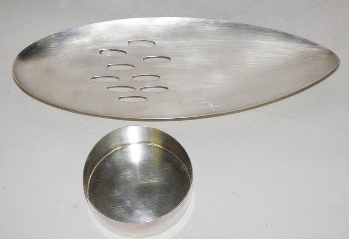 Gallia et Christofle Platter in Sylver Metal Attributed to Gio Ponti, circa 1960 In Excellent Condition For Sale In Saint-Ouen, FR