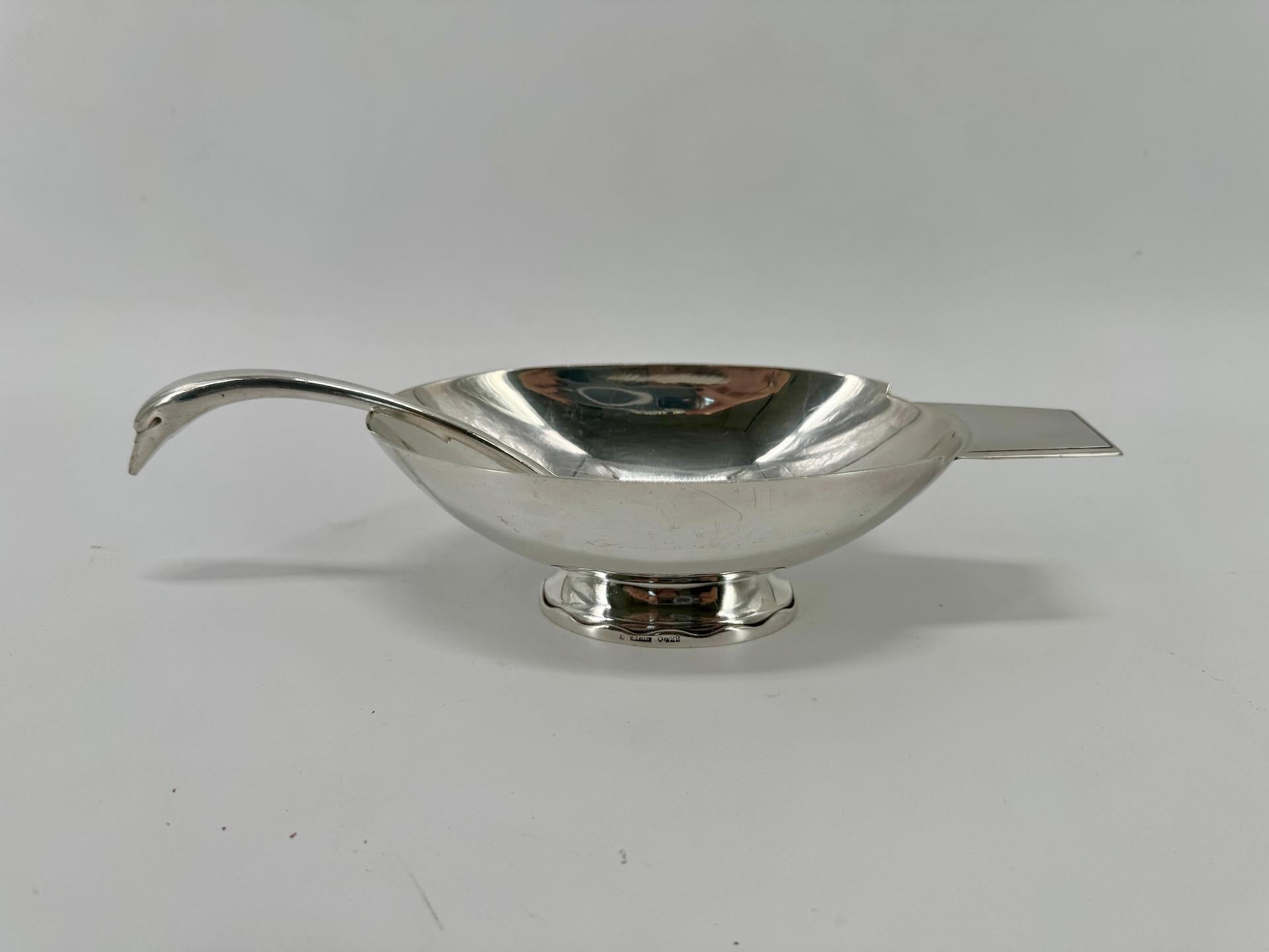Gallia For Christofle, Gravy Boat ’Swan’ and its spoon By Christian Fjerdingstad For Sale 1