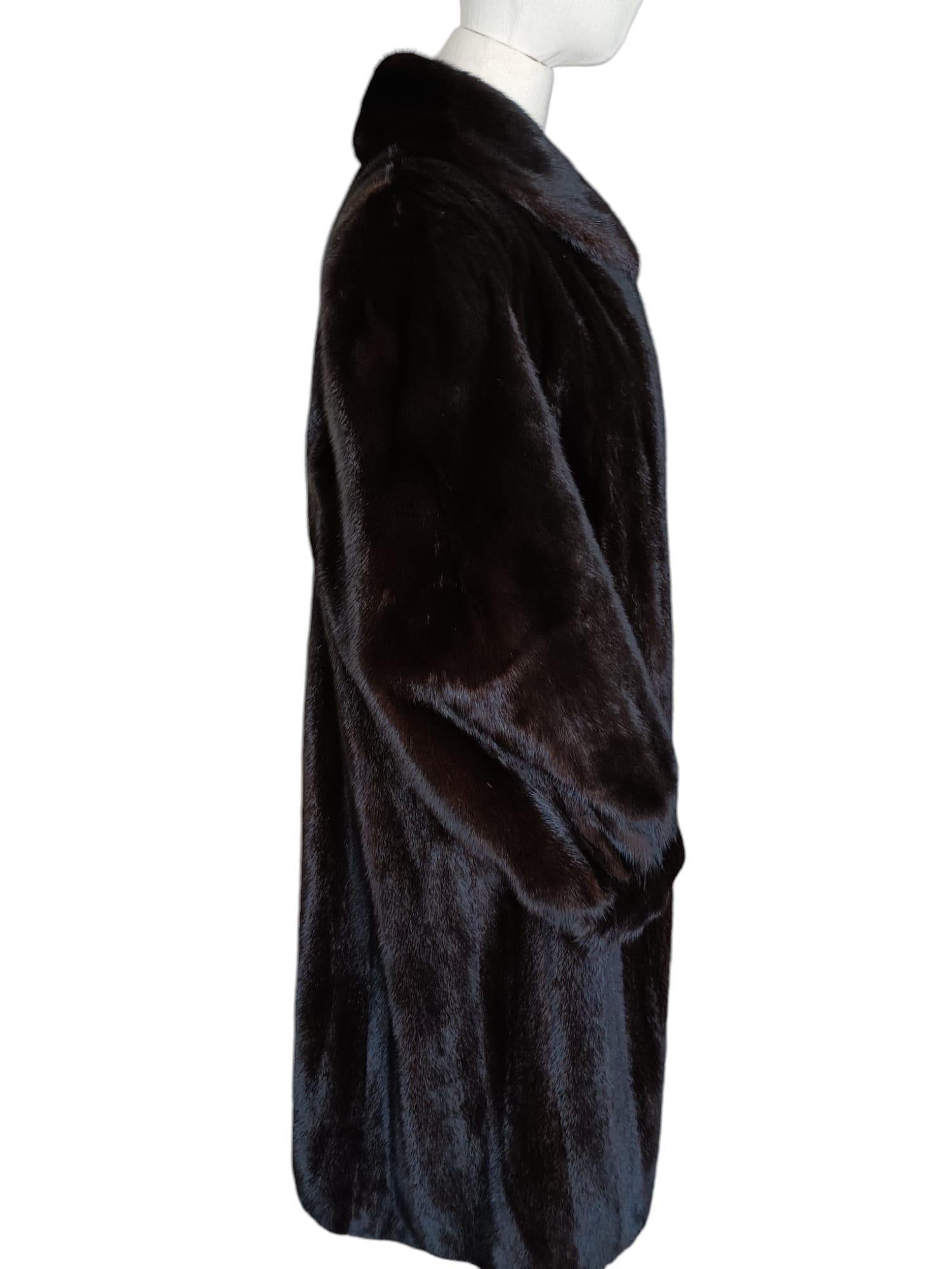 Galliano Demi Buff Pelliccia di visone (taglia 16 XL) in vendita 2
