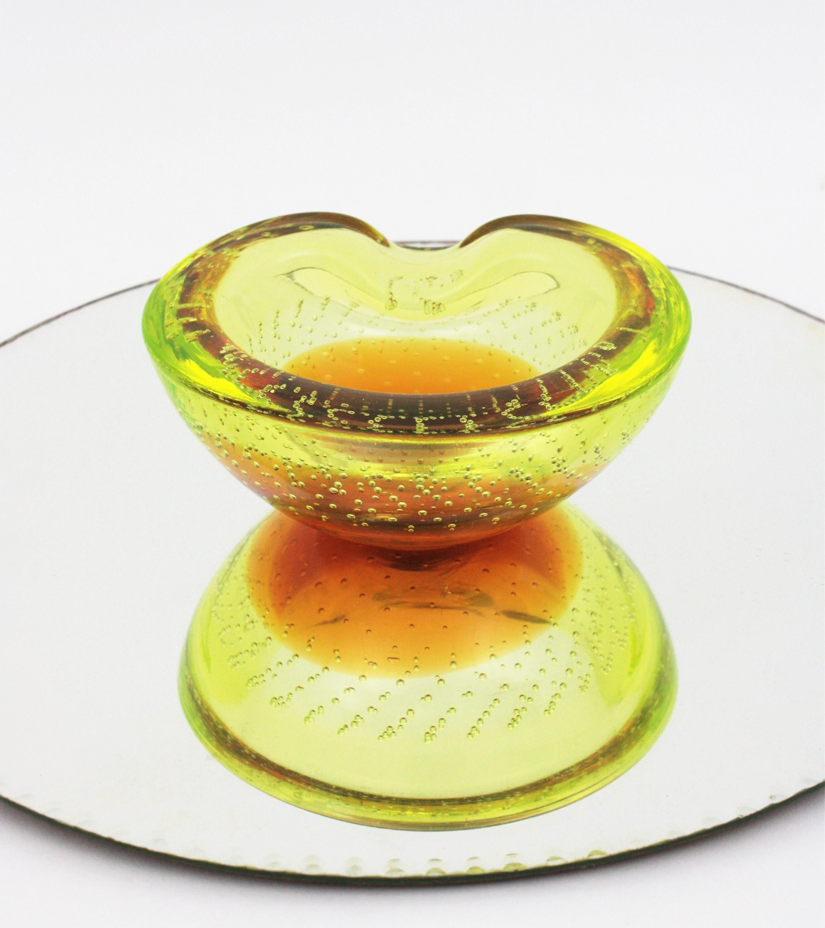 Mid-Century Modern Galliano Ferro Murano Yellow Amber Bullicante Glass Bowl / Ashtray For Sale
