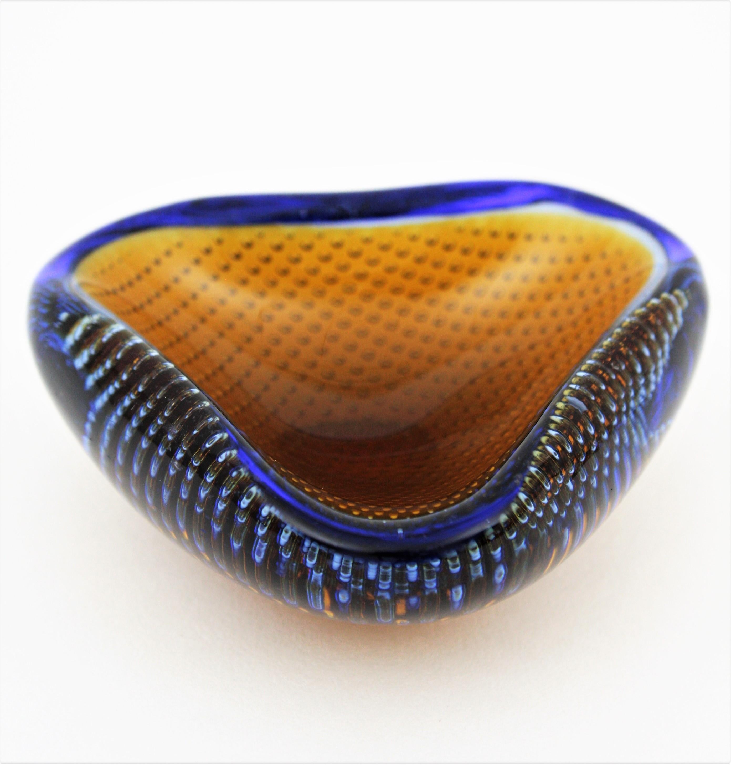 20th Century Galliano Ferro Murano Amber & Blue Bullicante Triangle Art Glass Bowl