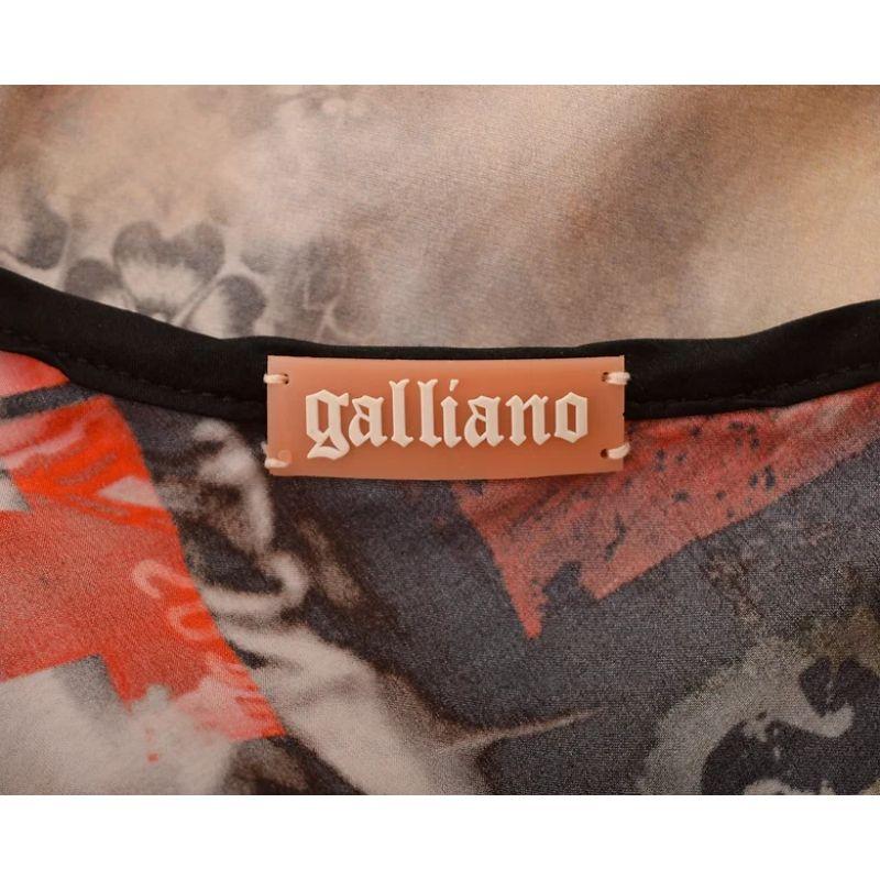 Galliano geraffter Rock aus Seide mit Zeitungsdruck im Angebot 4