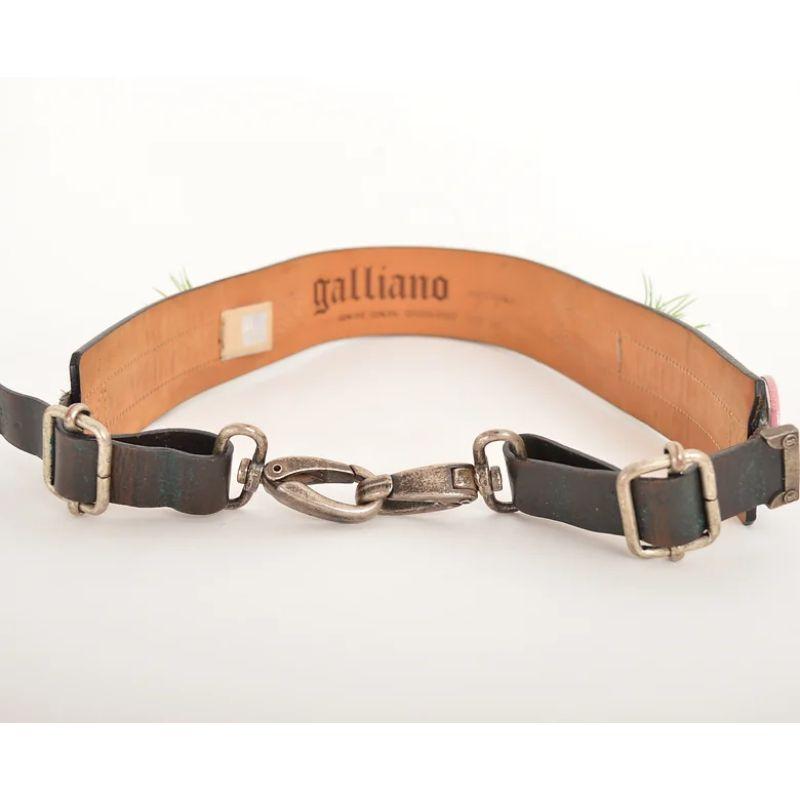 John Galliano Signature Gotik-Gürtel mit Taille im Angebot 2